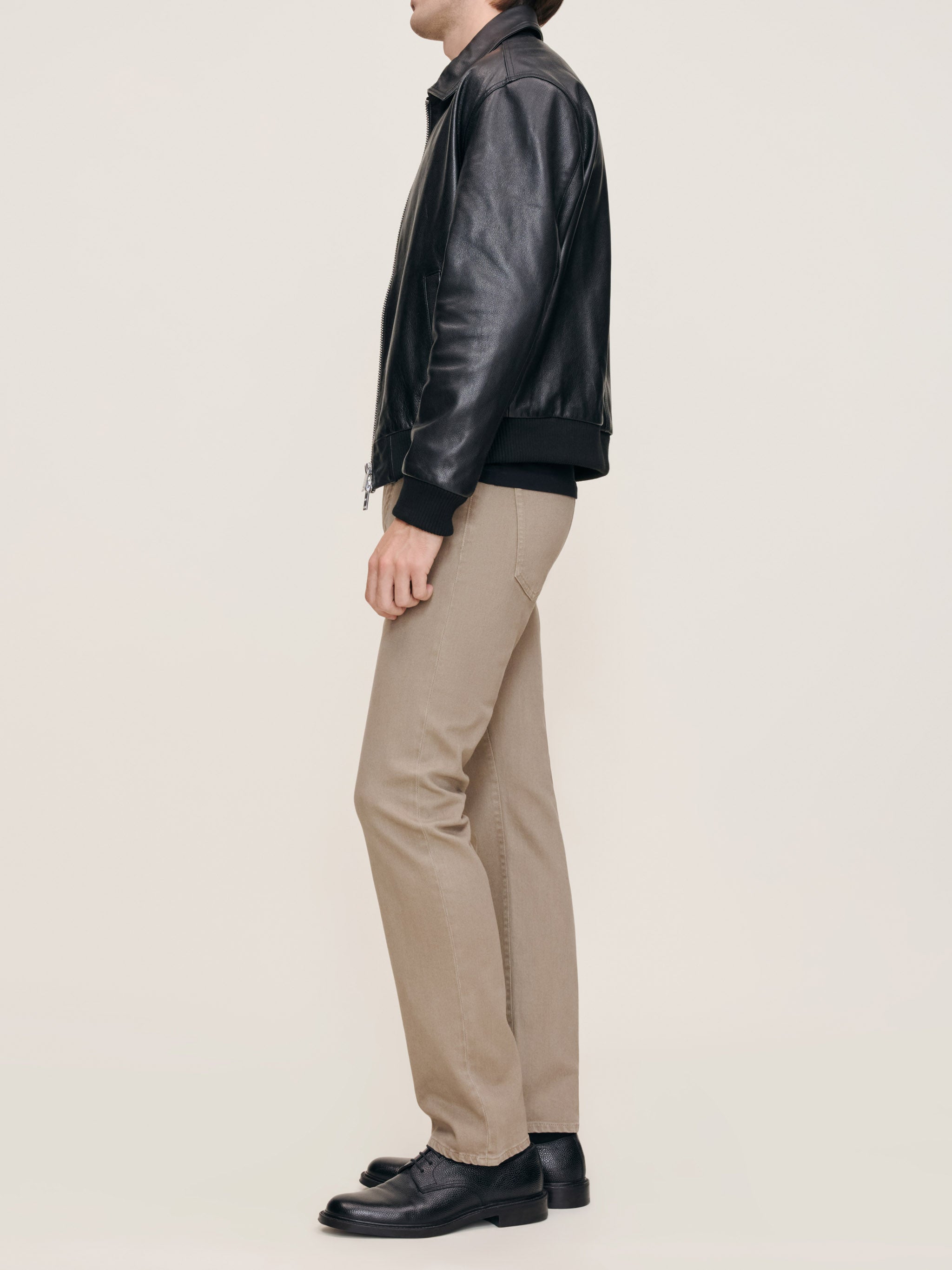 Avery Relaxed Straight Jeans | Desert Sand (Khaki)