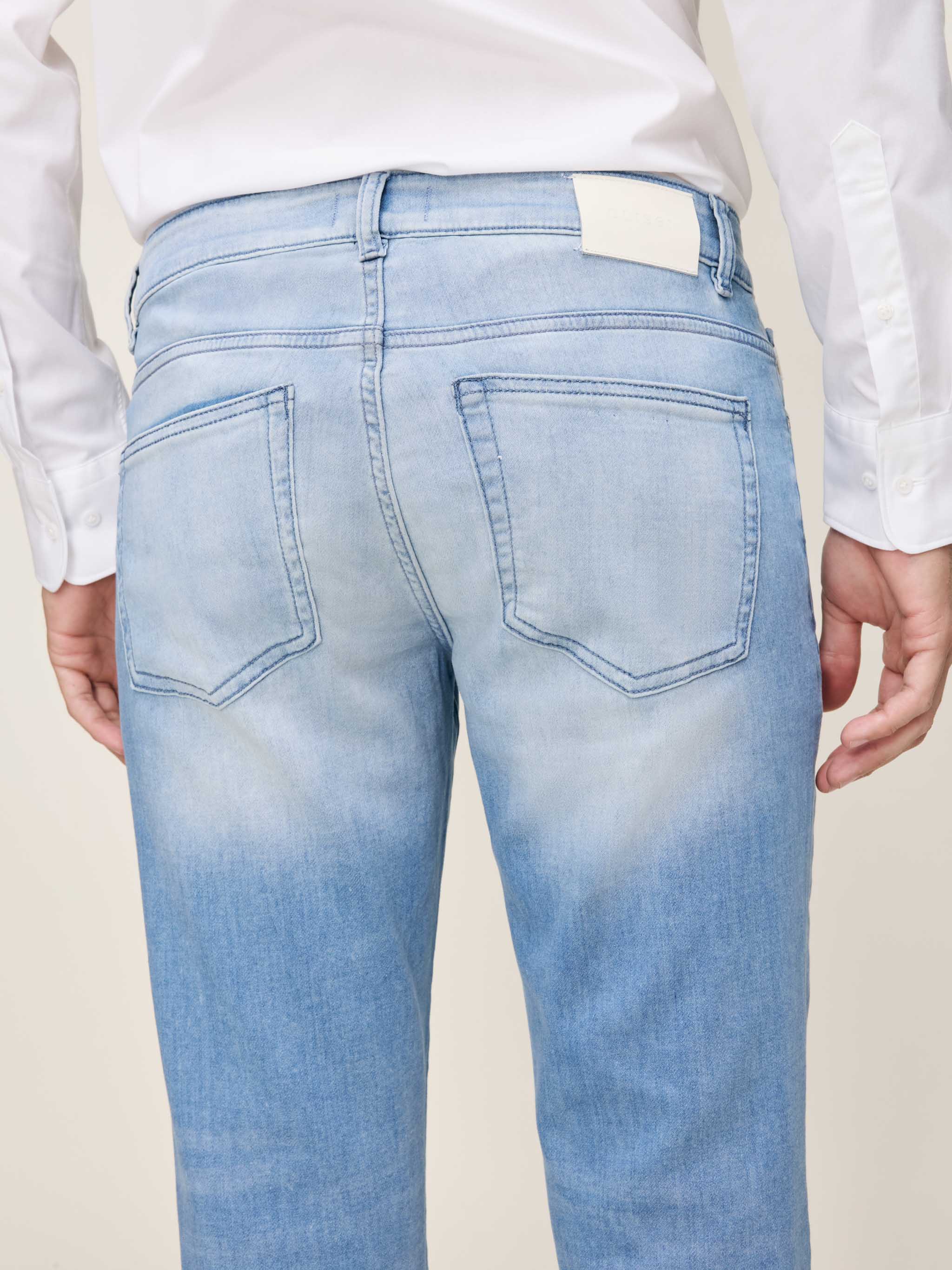 Nick Slim Jeans | Ramer (Light Indigo)
