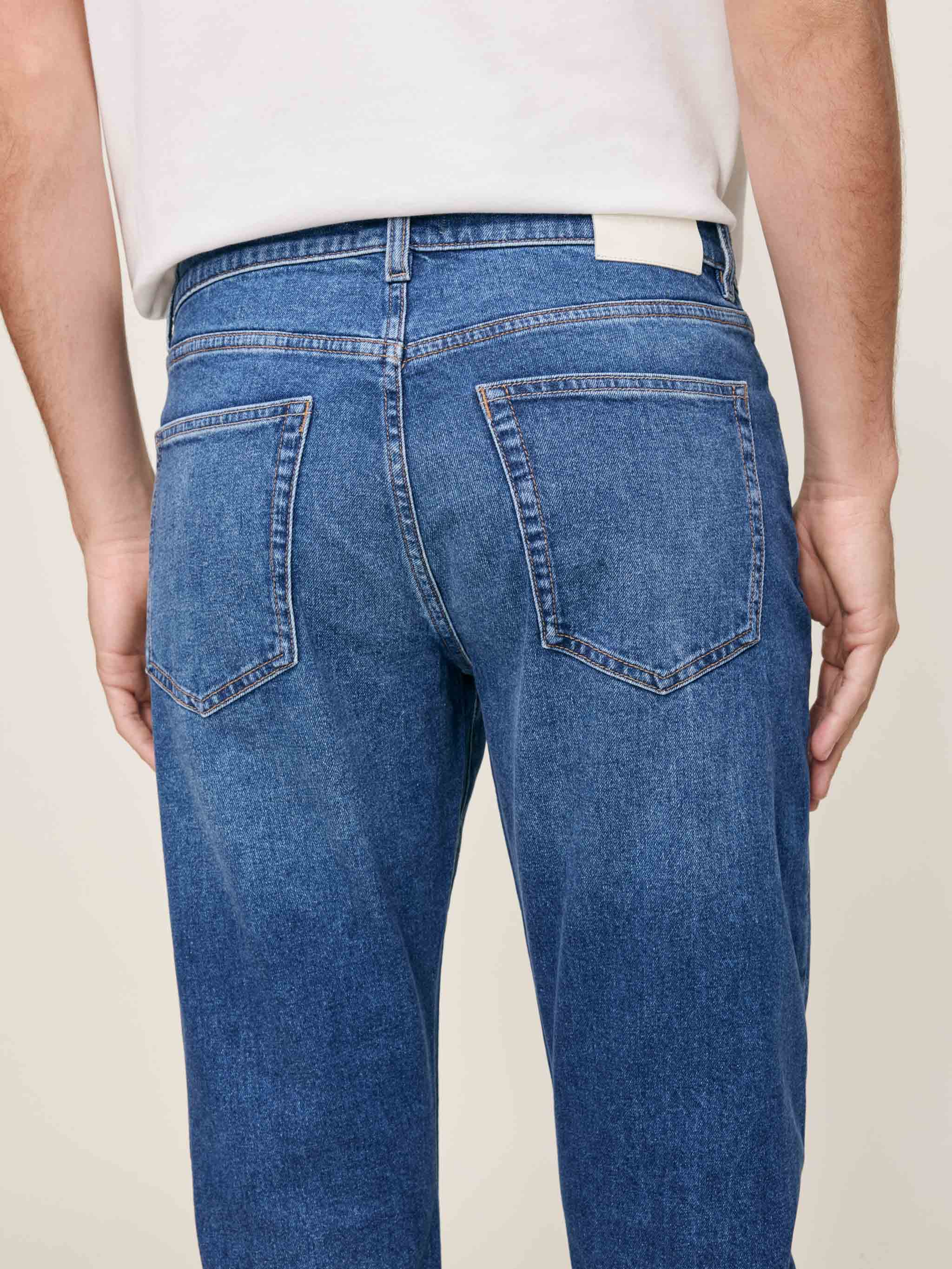 Russell Slim Straight Jeans | North Beach