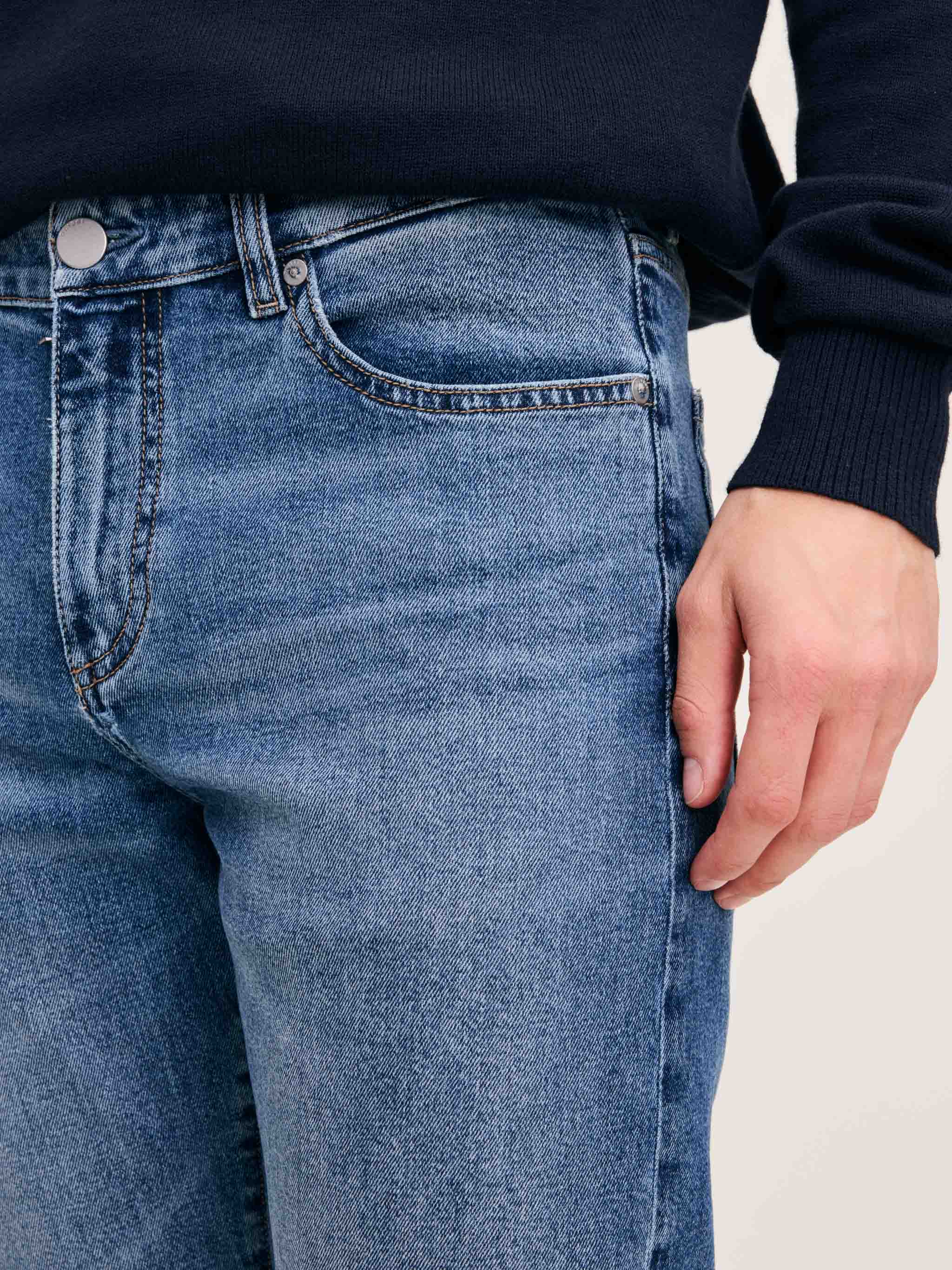 Men's Slim Straight Blue Jeans