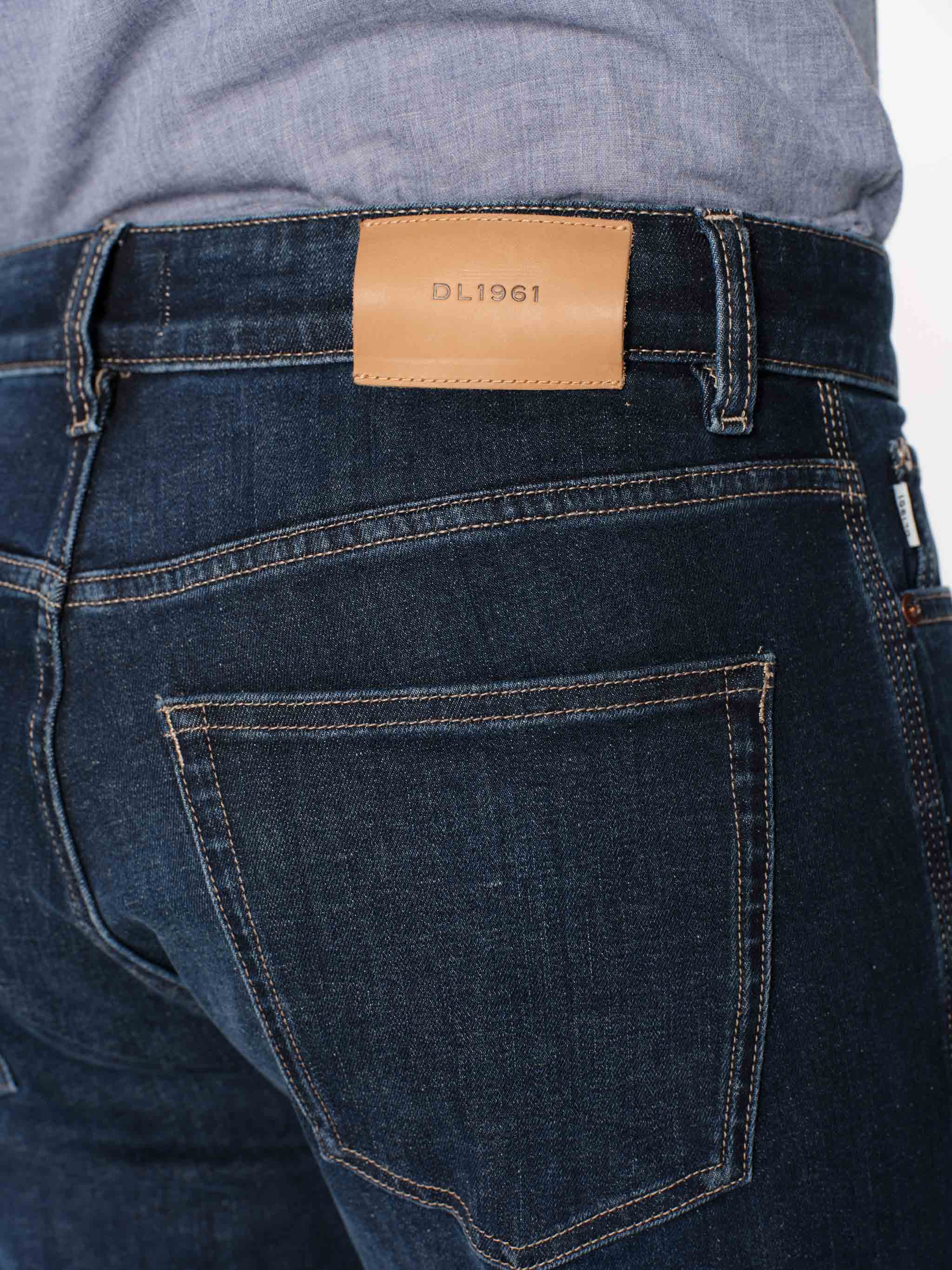 Noah Straight Jeans | Cedar Springs
