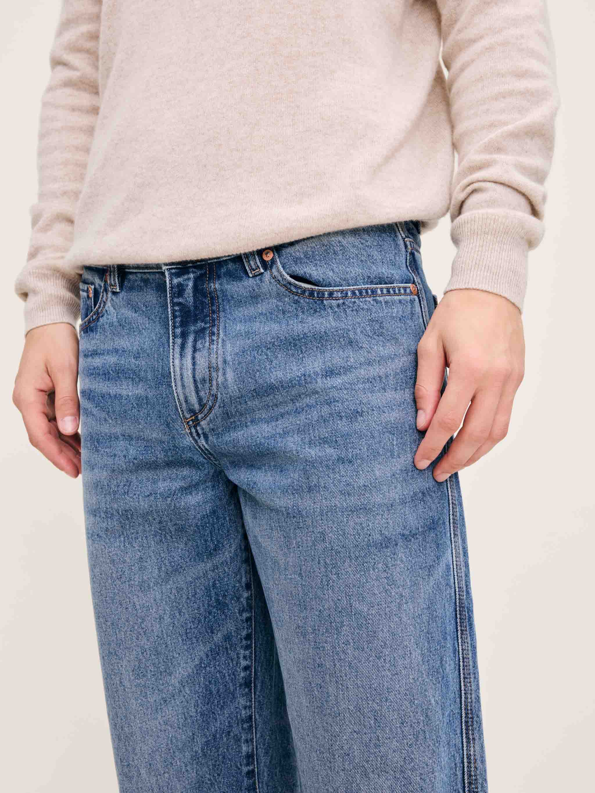 Kurt Loose Straight Jeans | Ellum