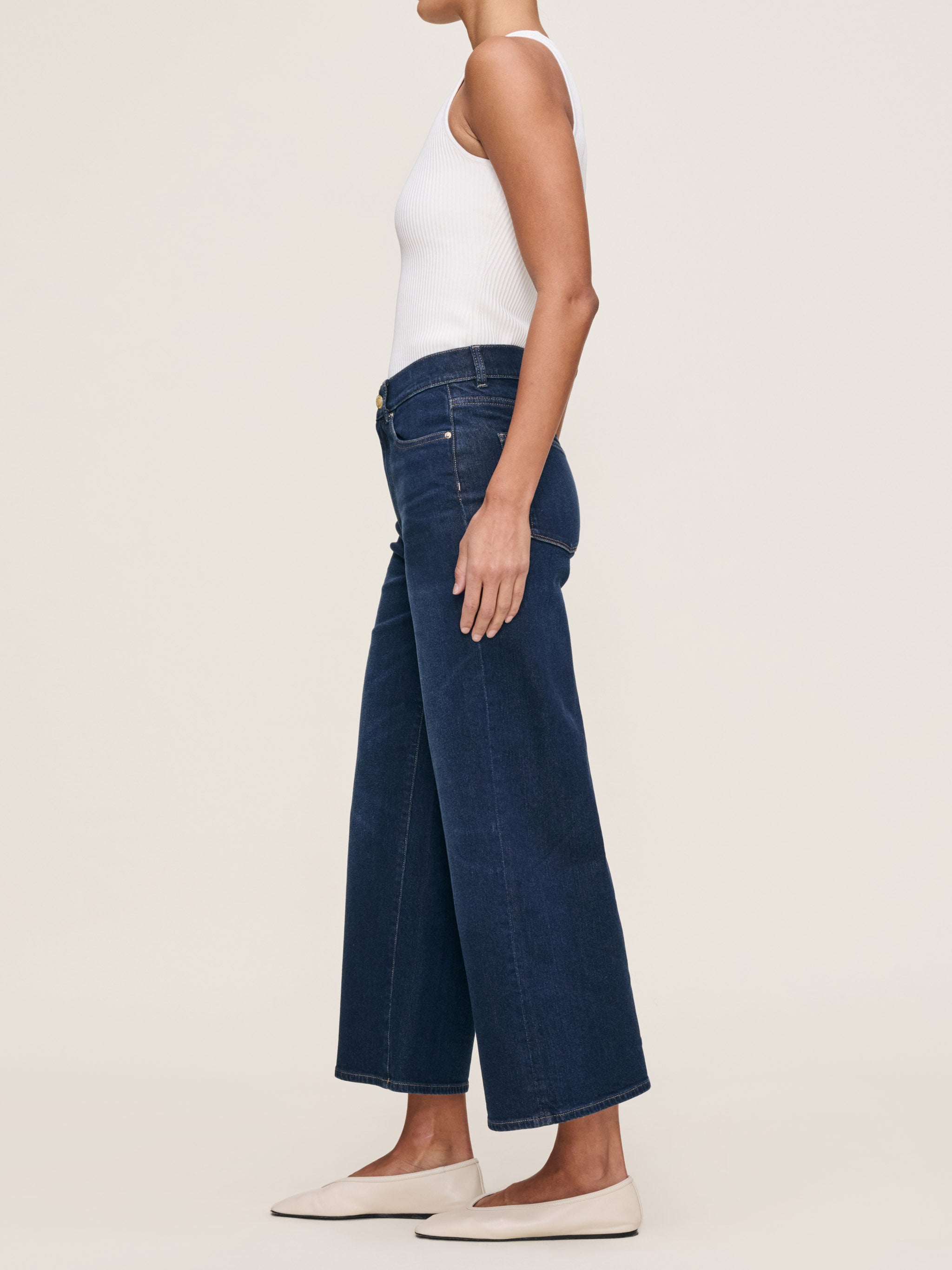 women's wide leg blue jean