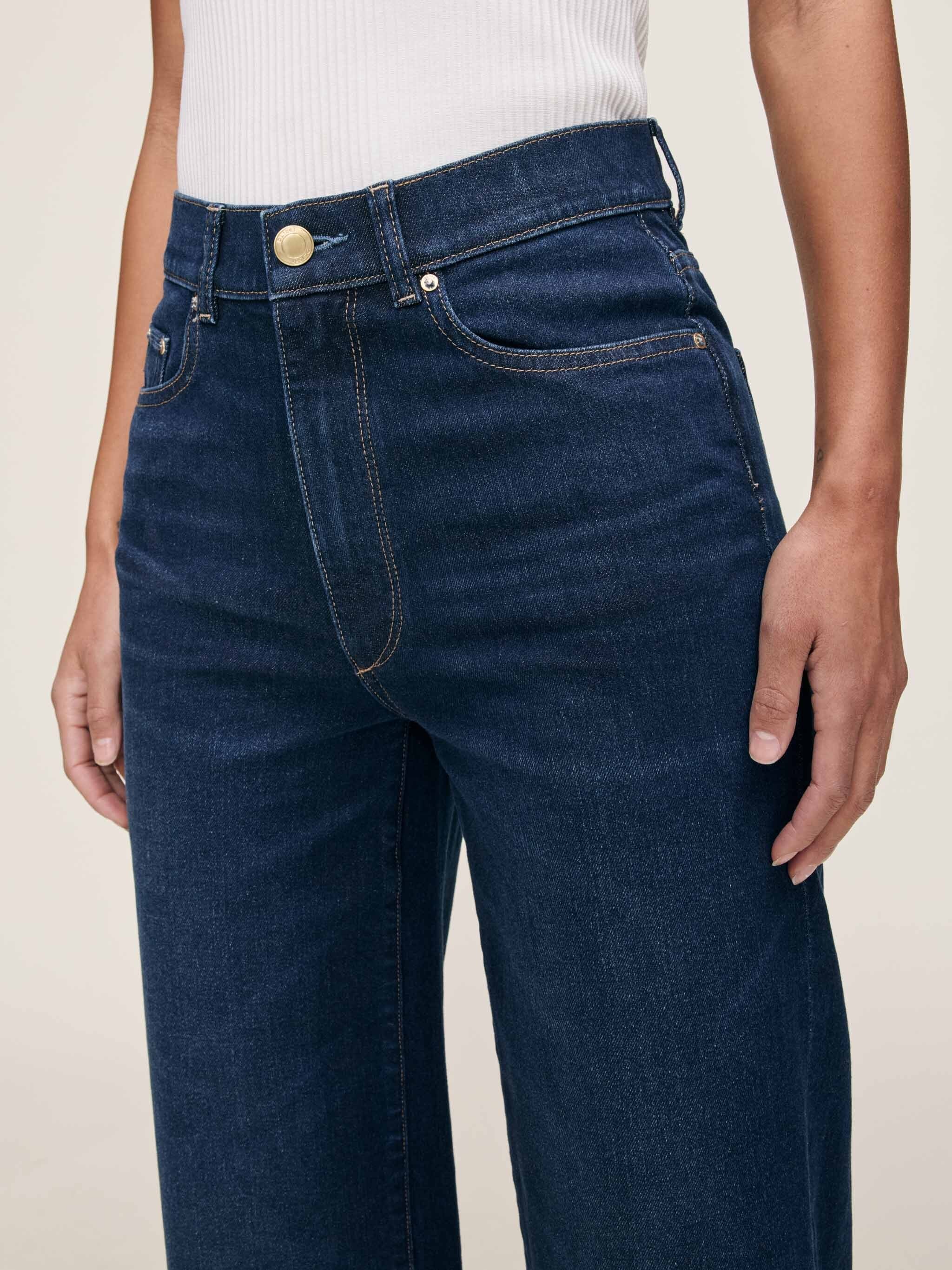 women's wide leg blue jean