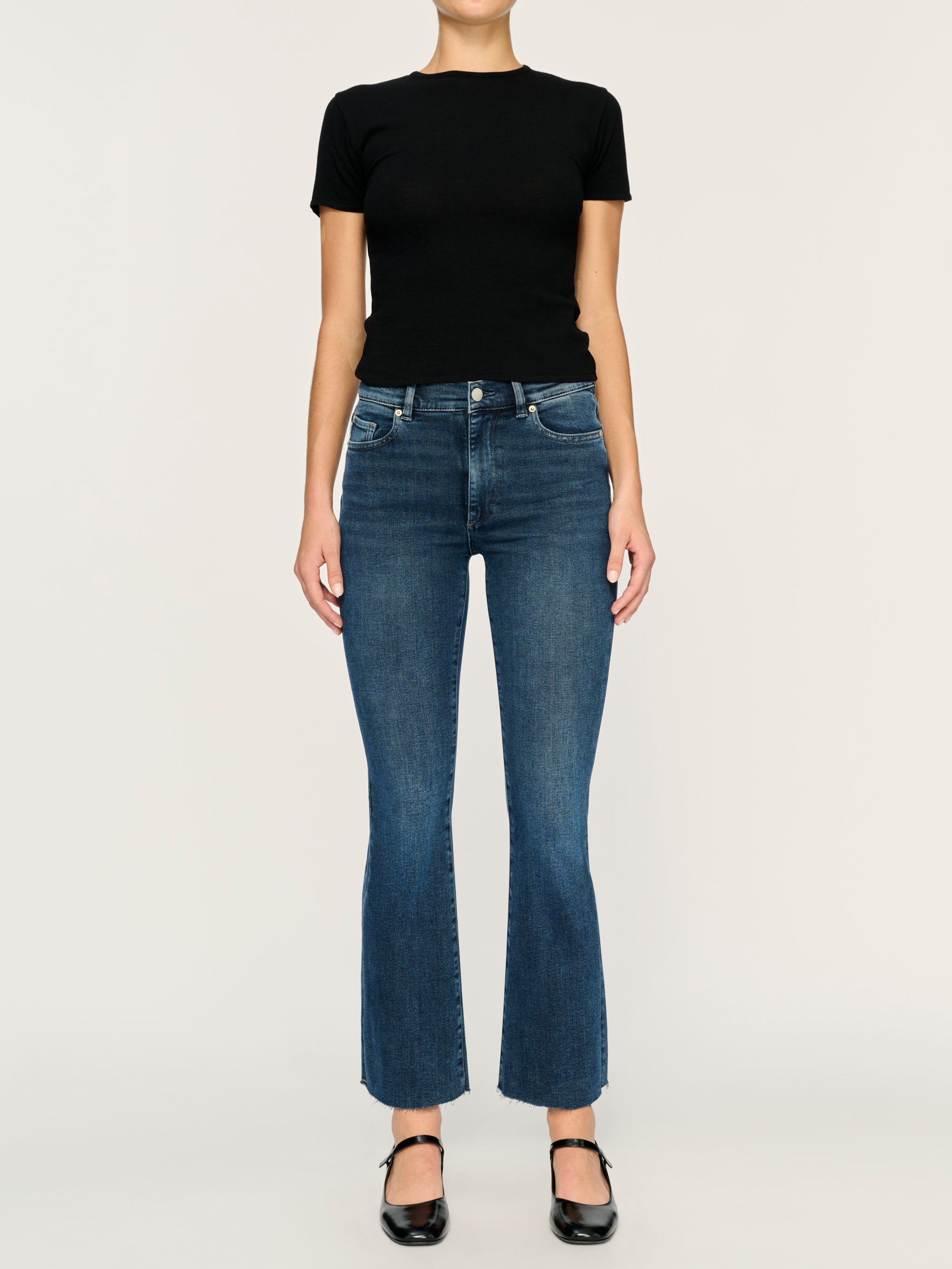 women's black tee