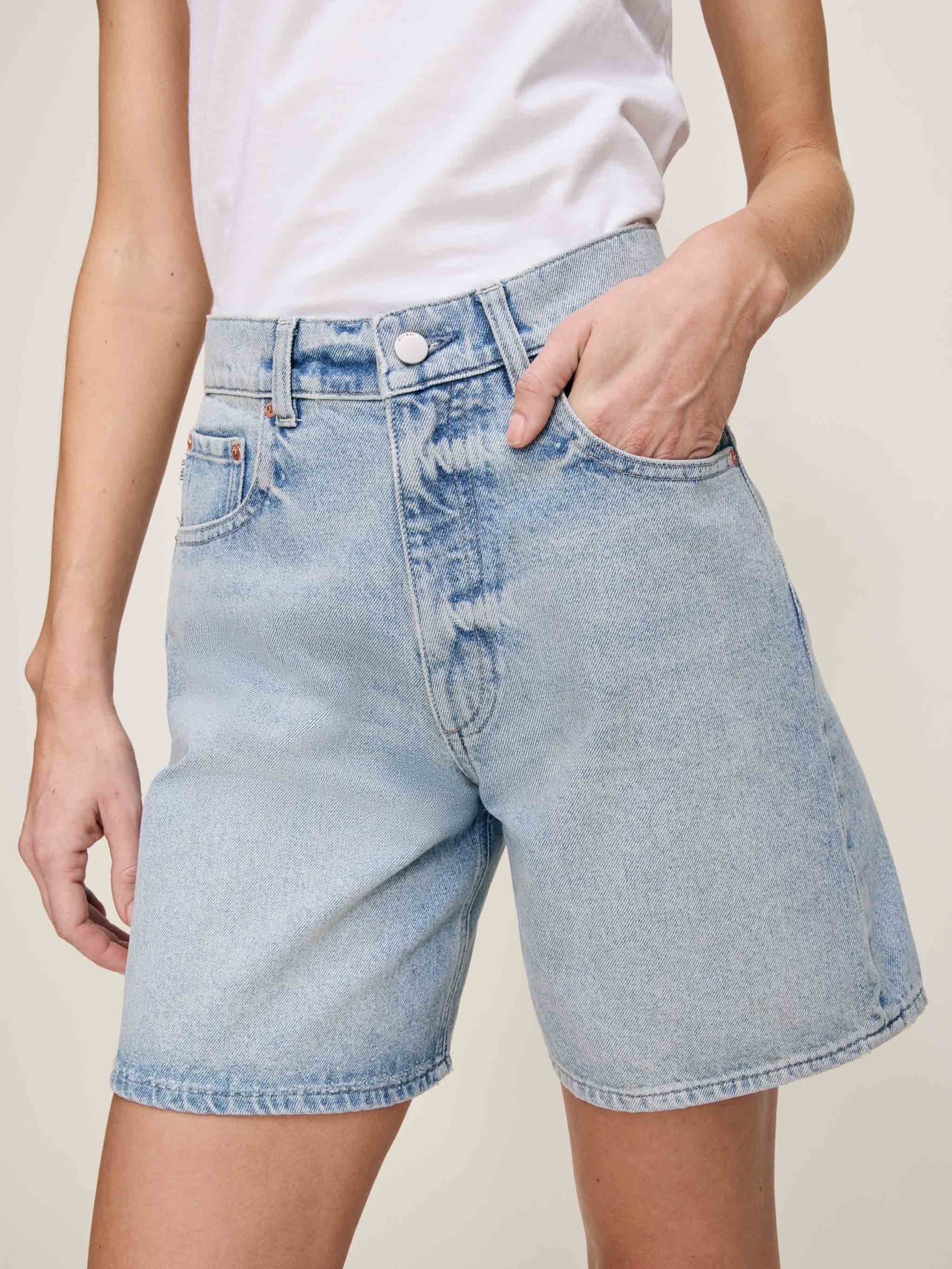women's barrel blue jean