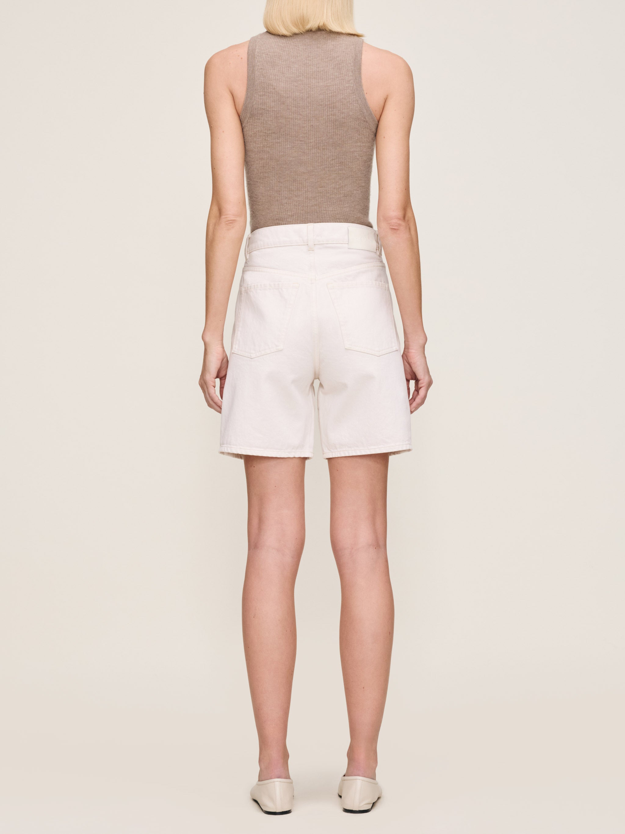 women's shirt white jean