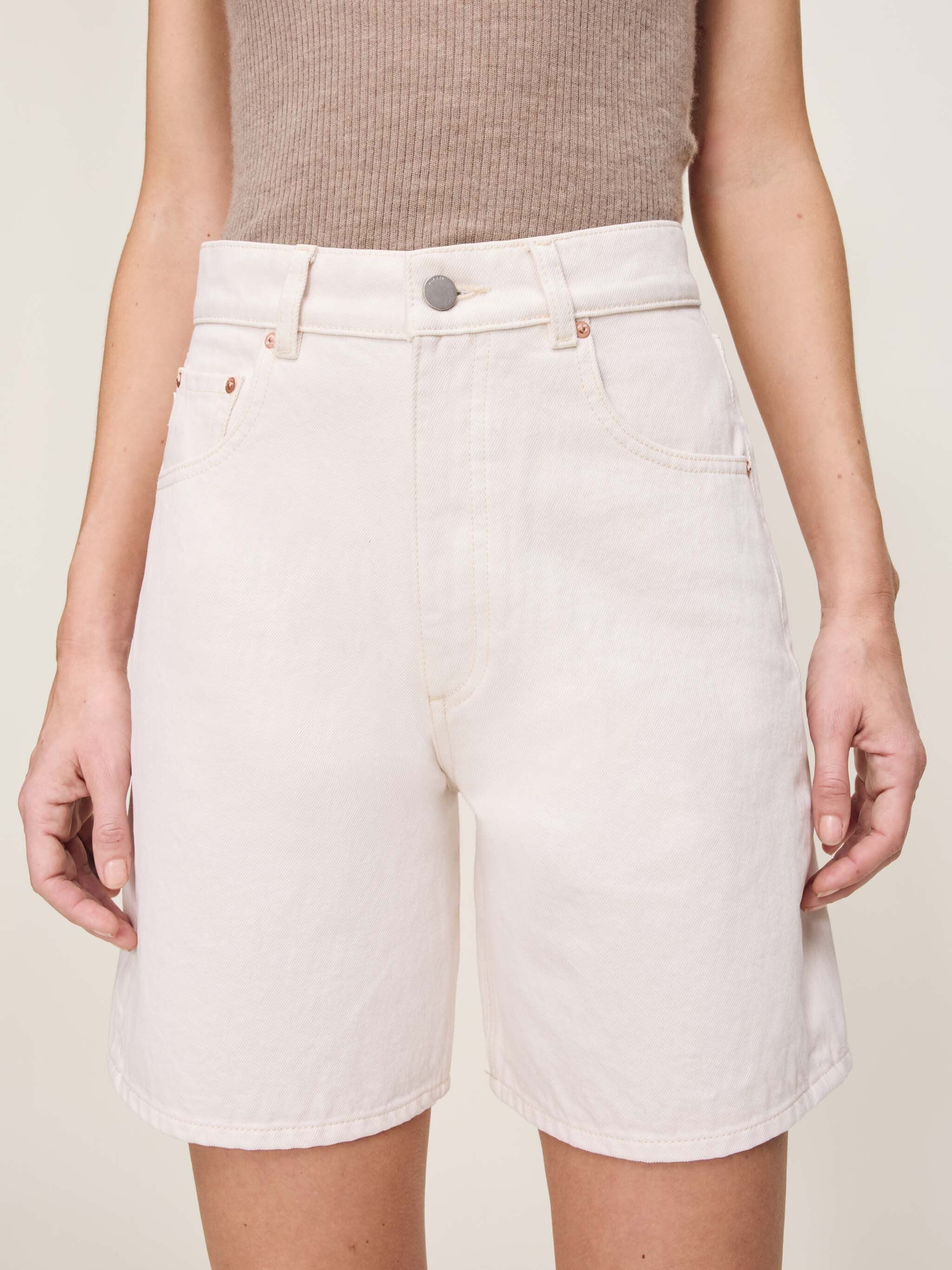 women's shirt white jean