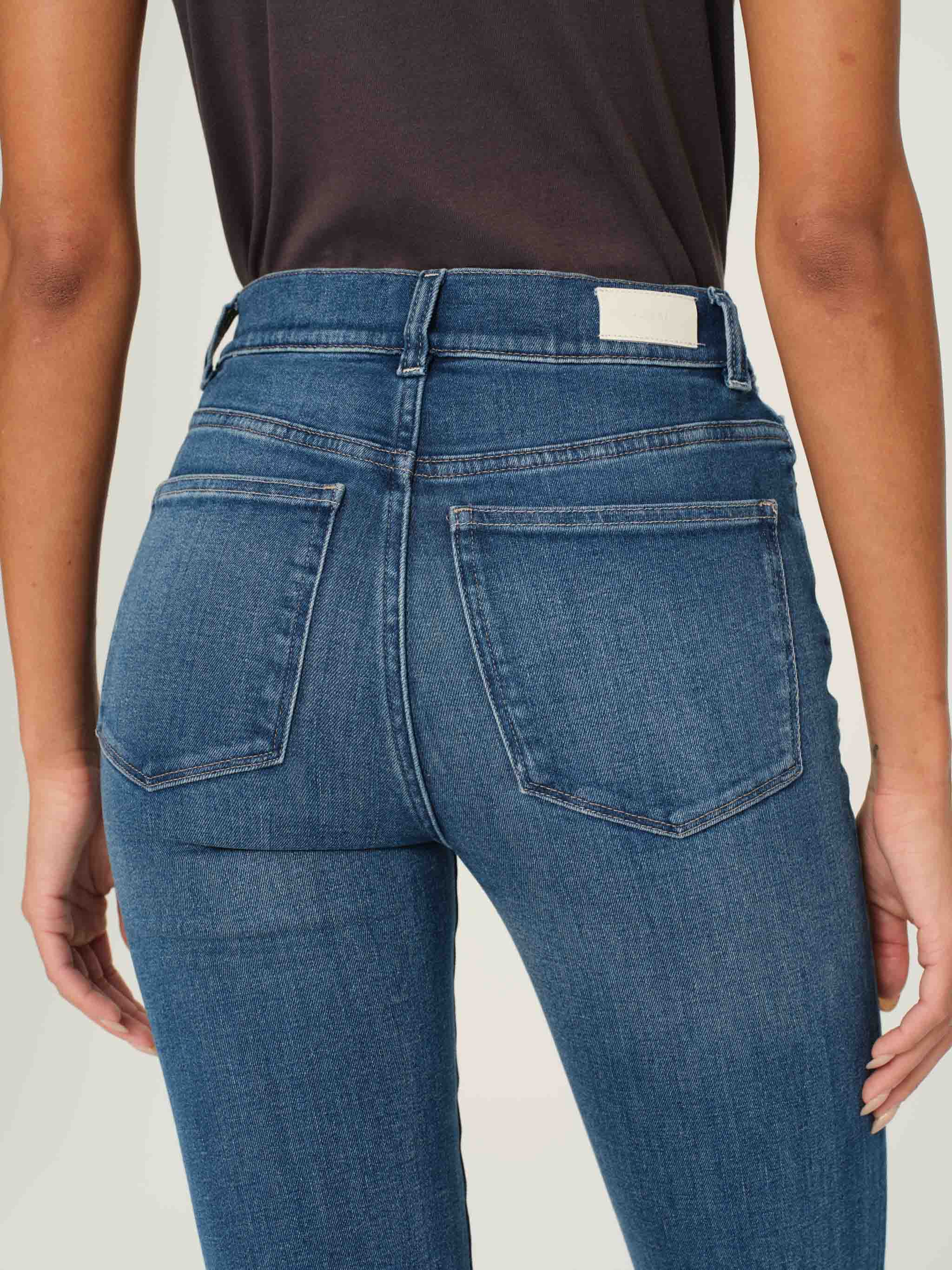 women's straight blue jean