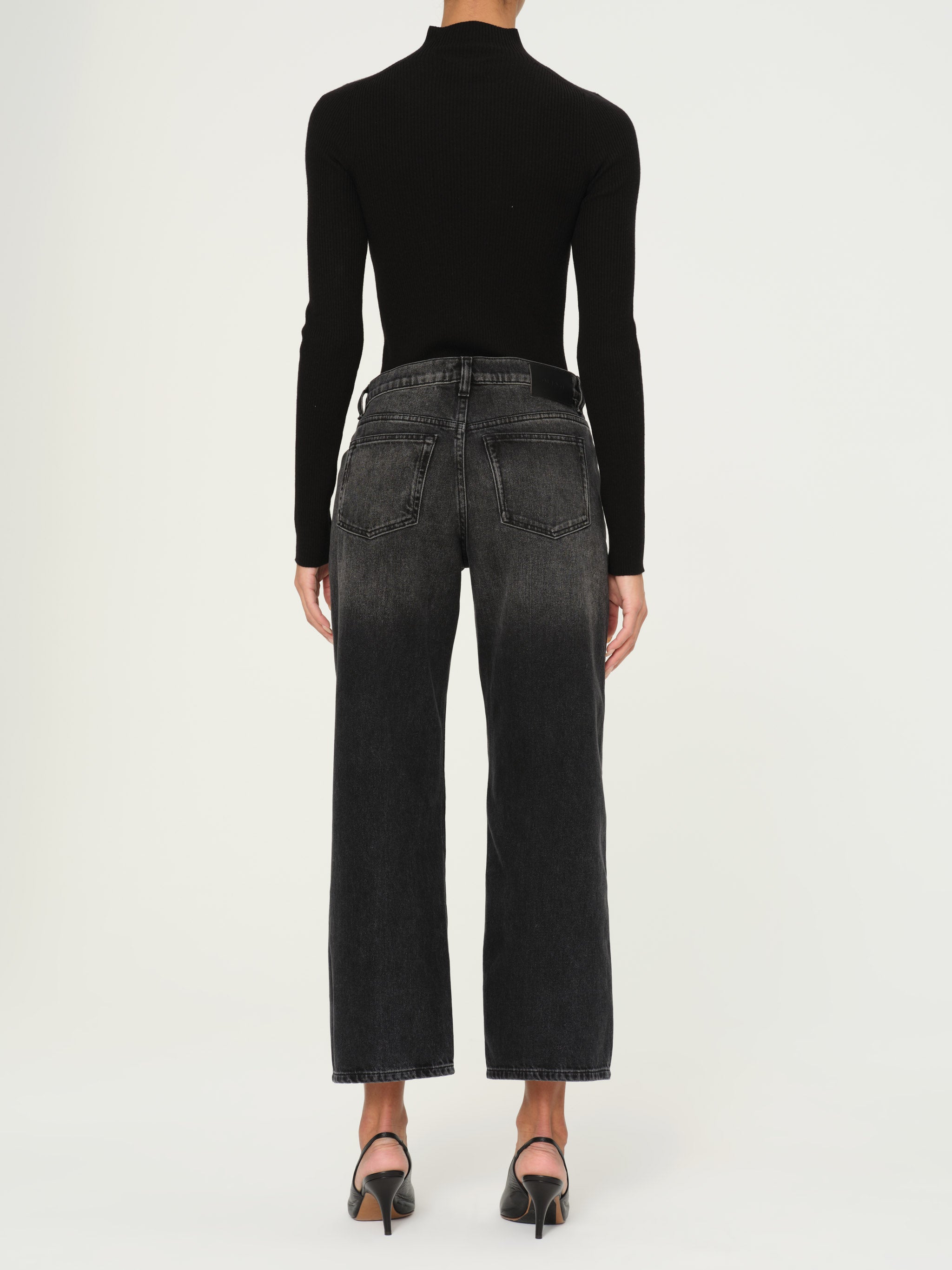 women's long sleev black top