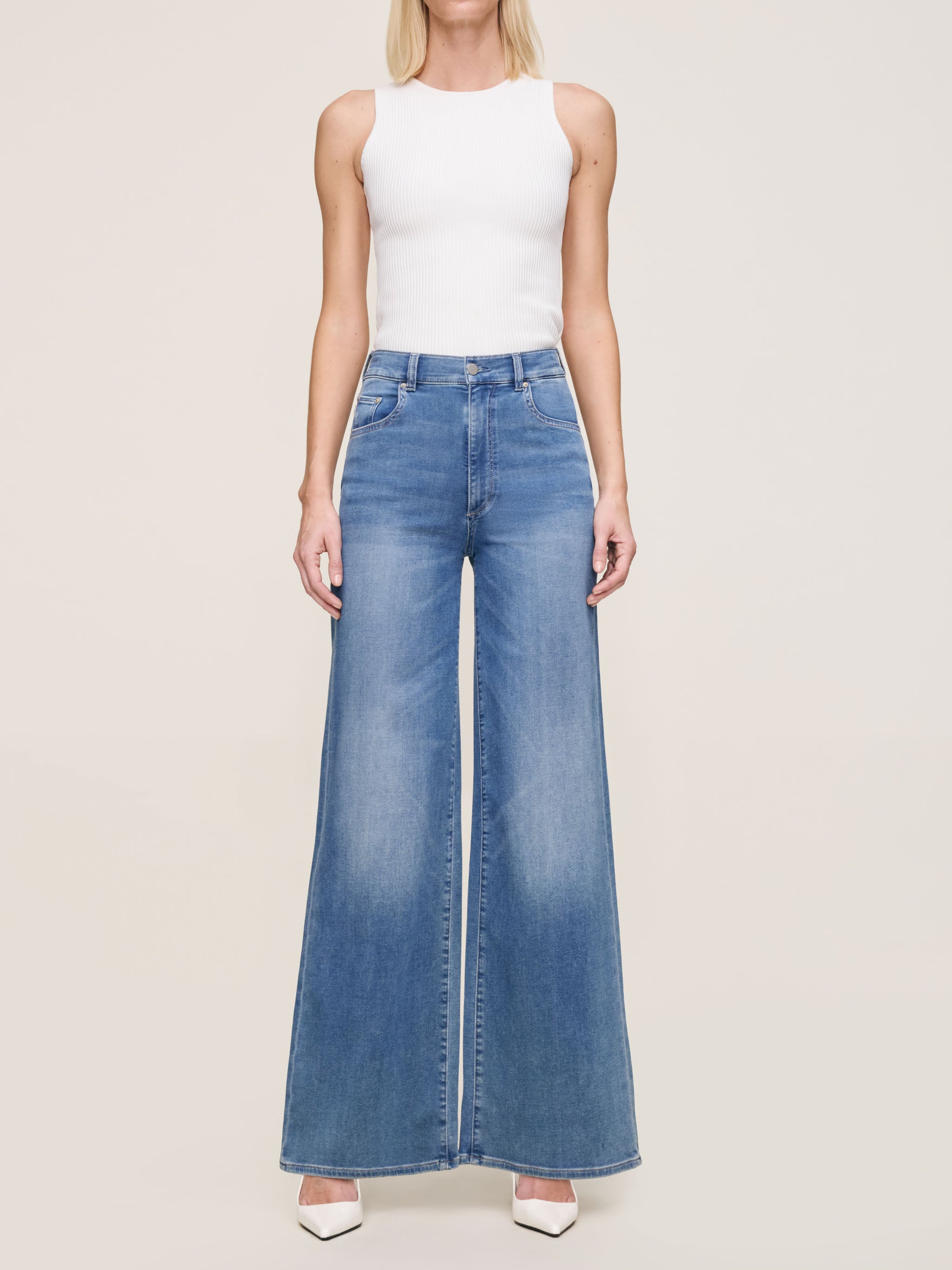 women's wide leg blue jean