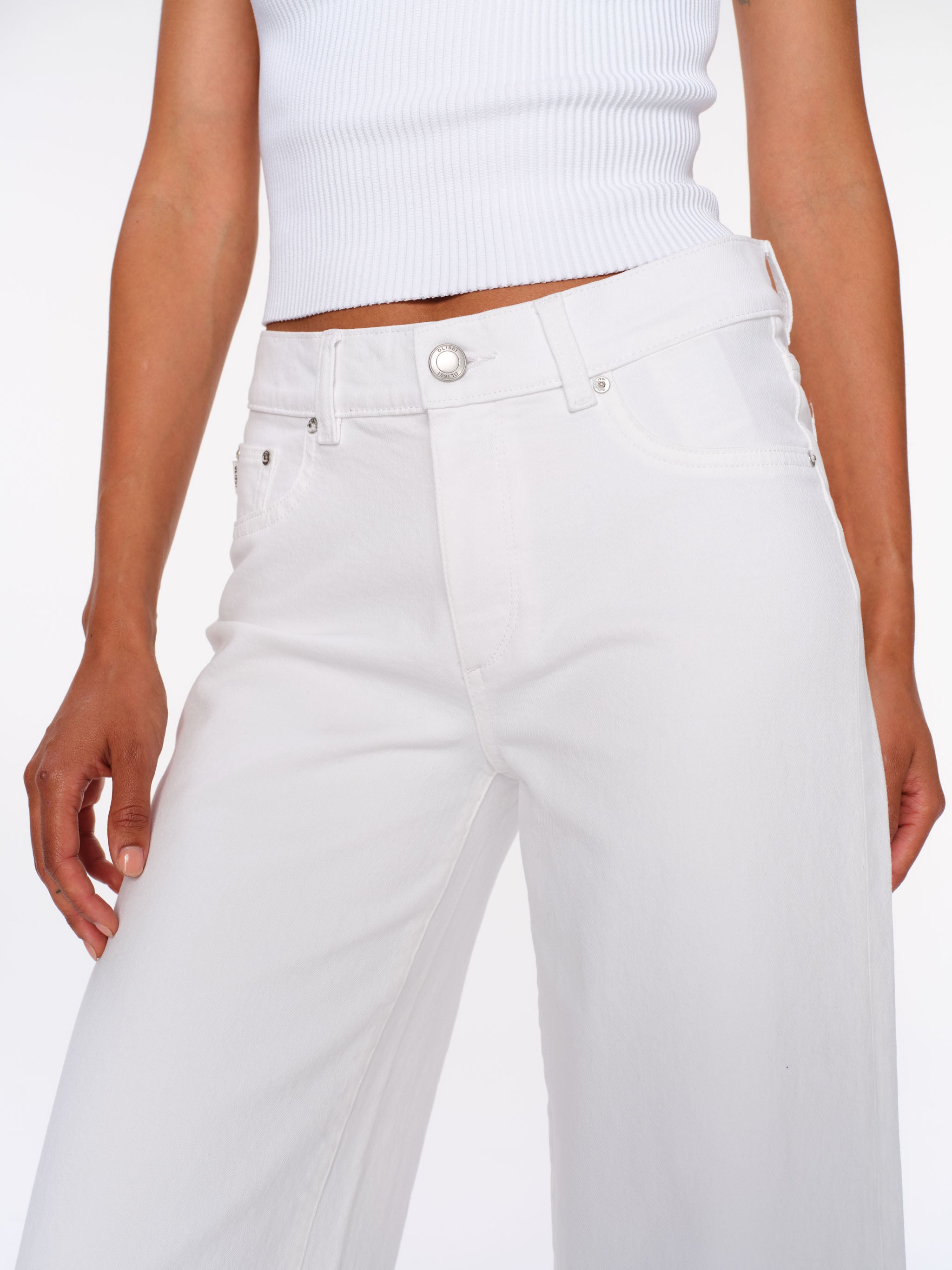 Women's Mid Rise WIde Leg White Jeans