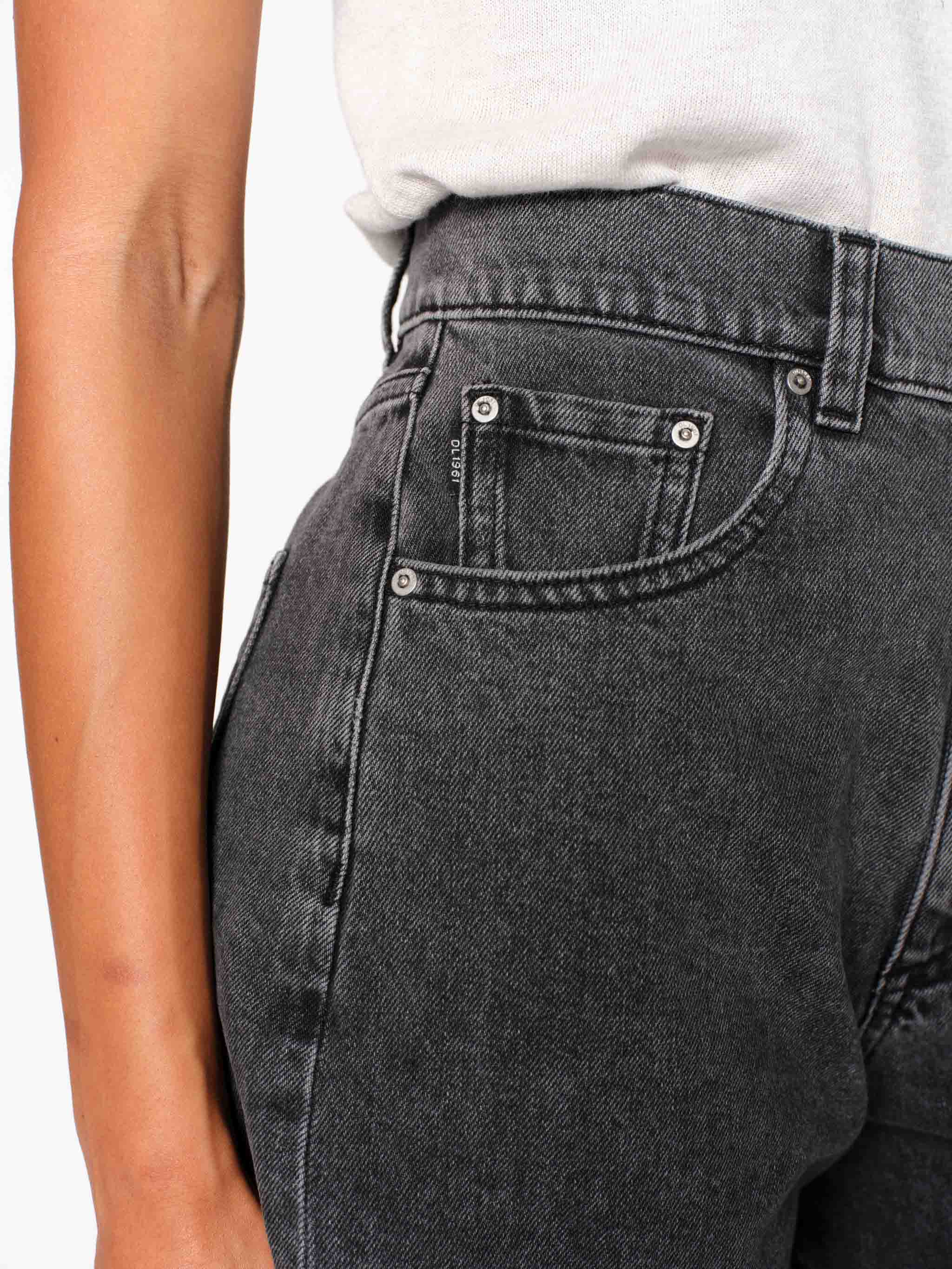 Women's Washed Black High Rise 7