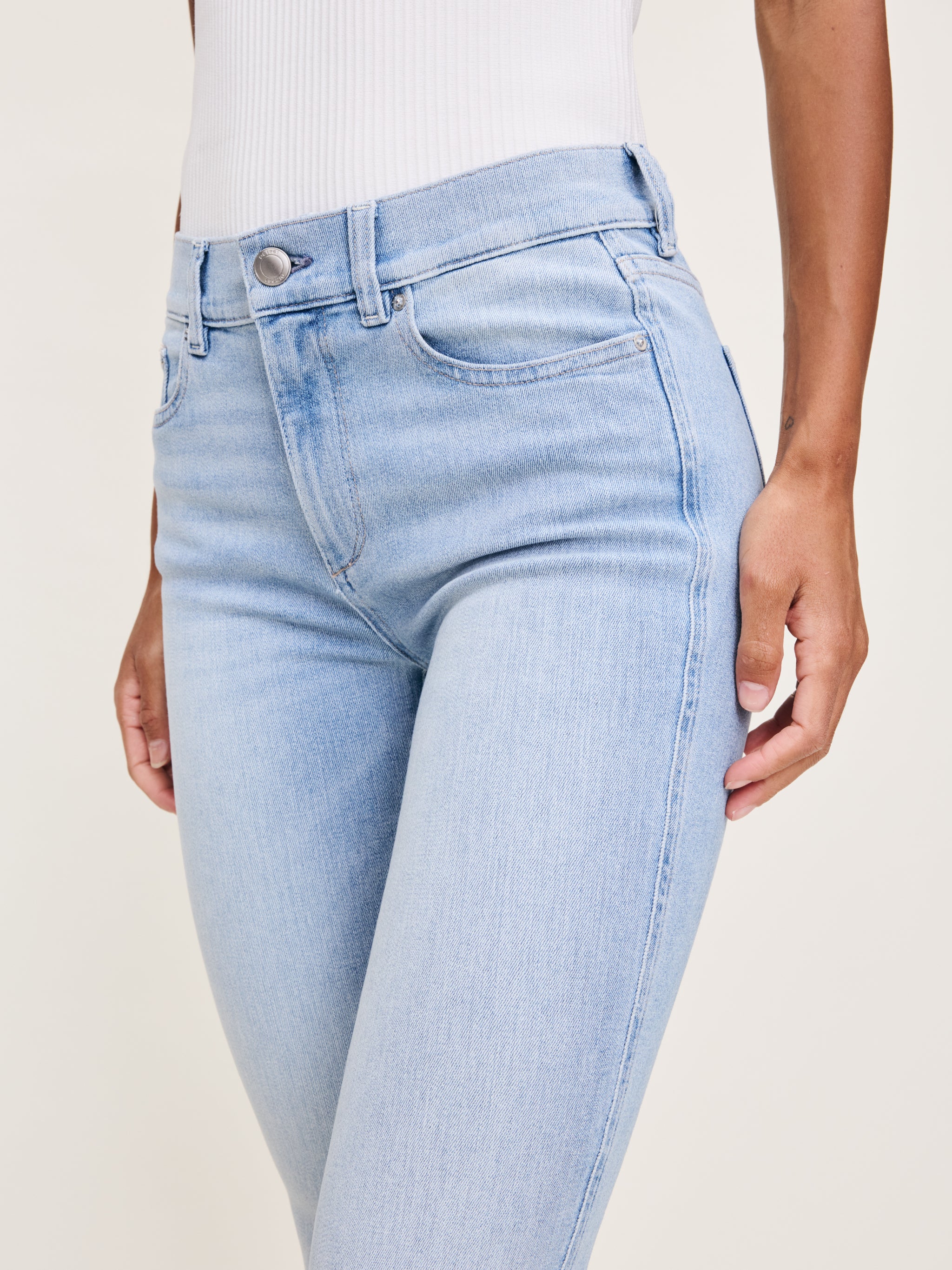 women's straight blue jean