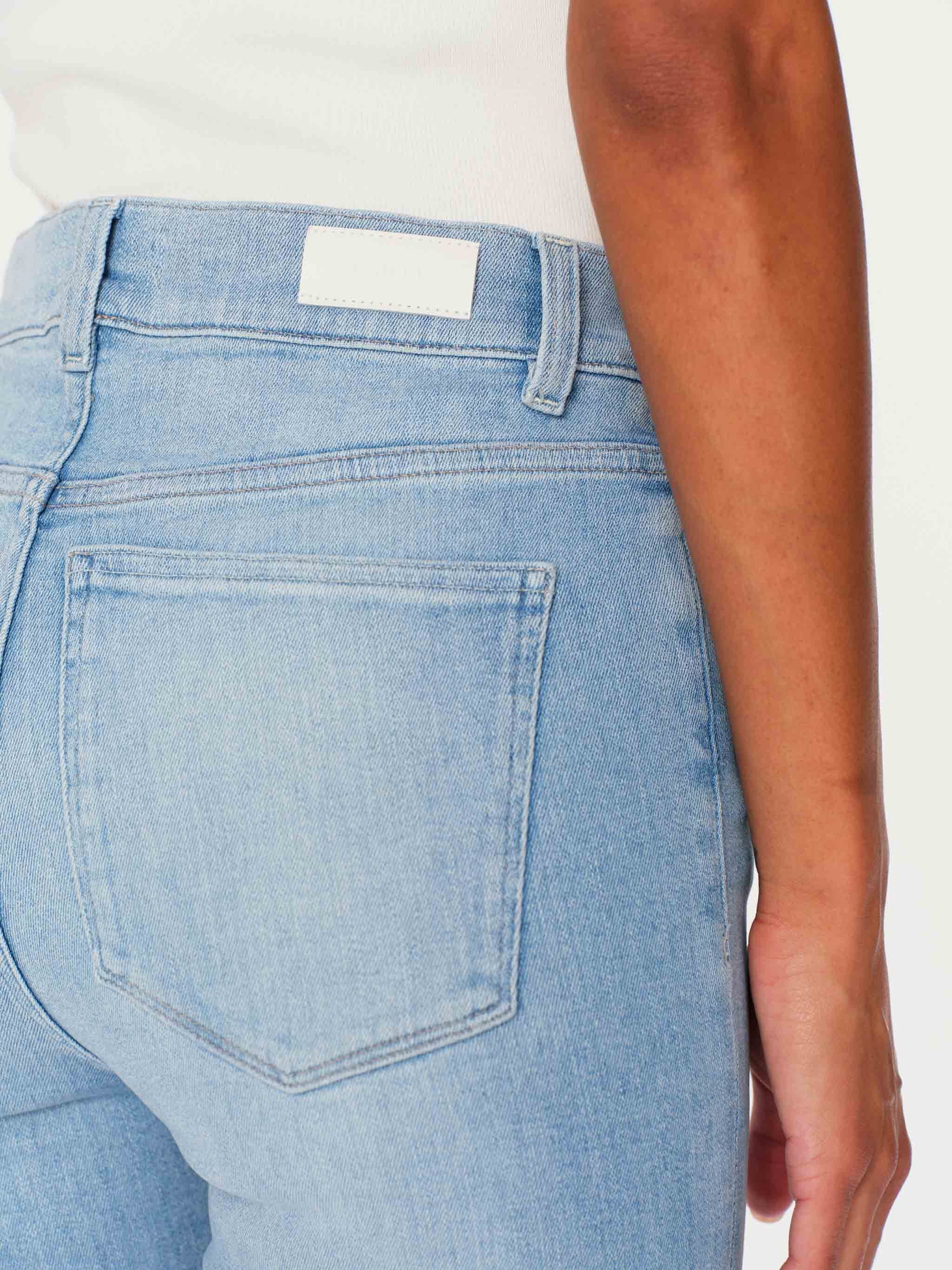 women's straight blue jean