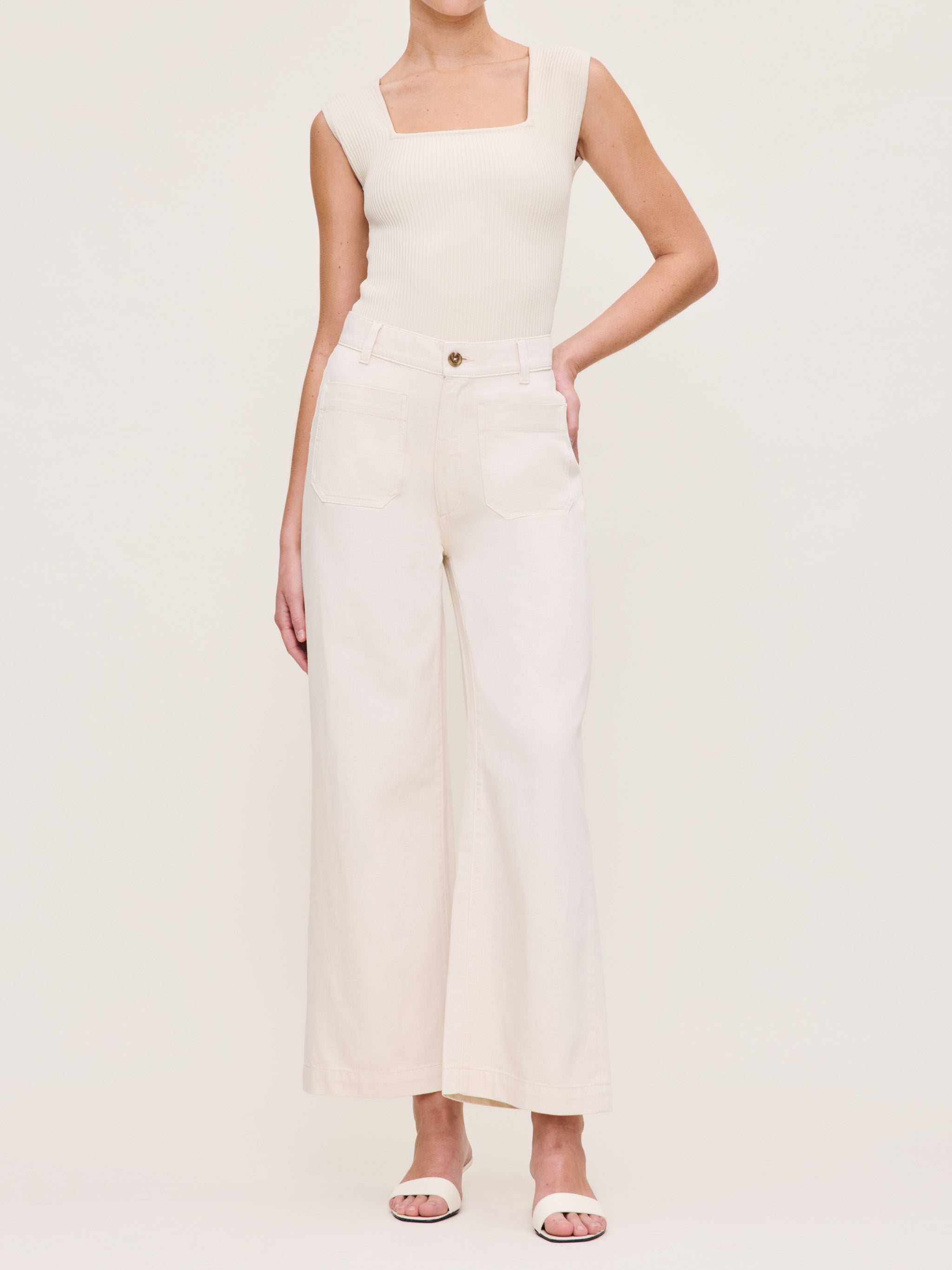 women's top white