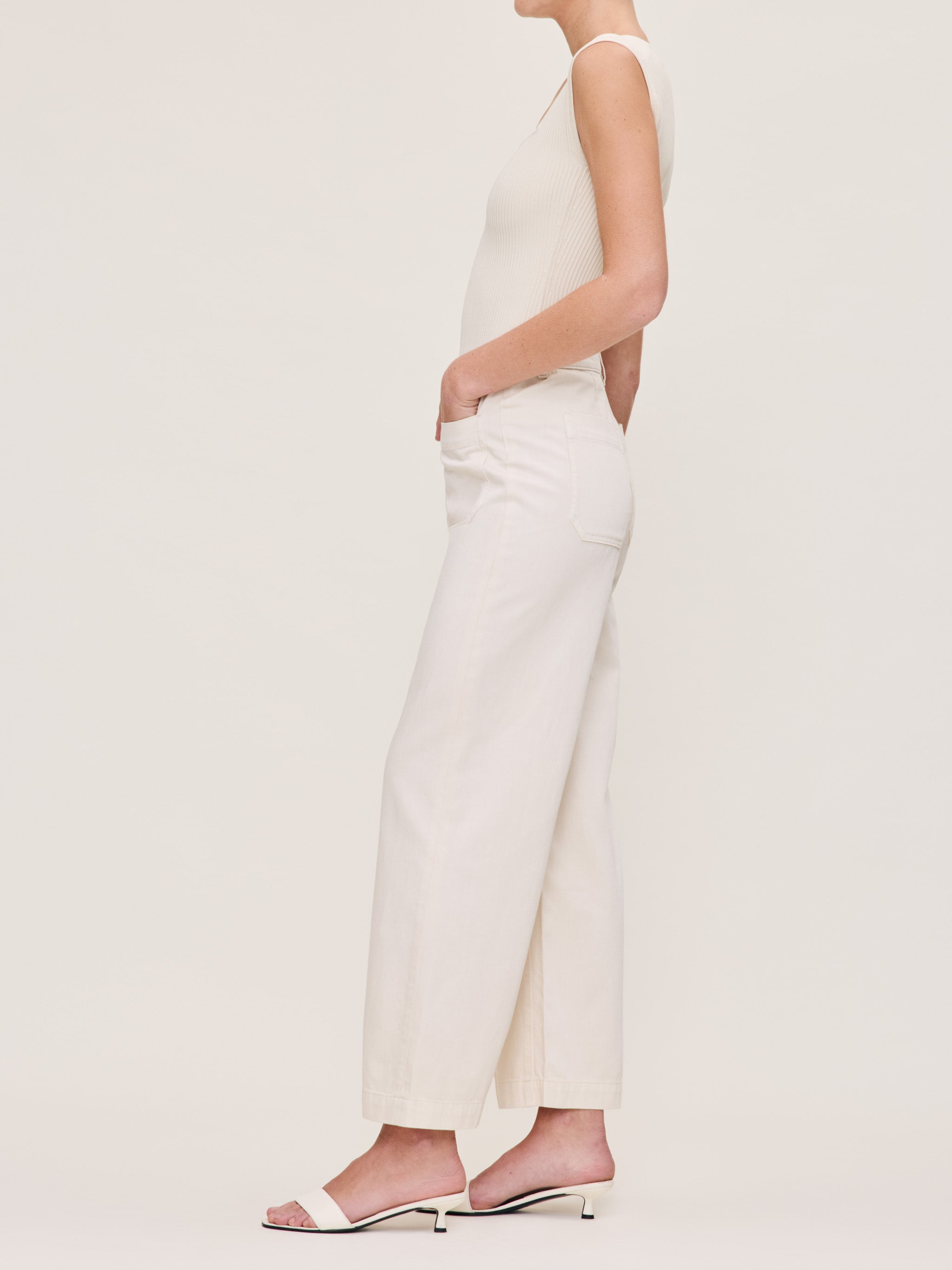 women's top white