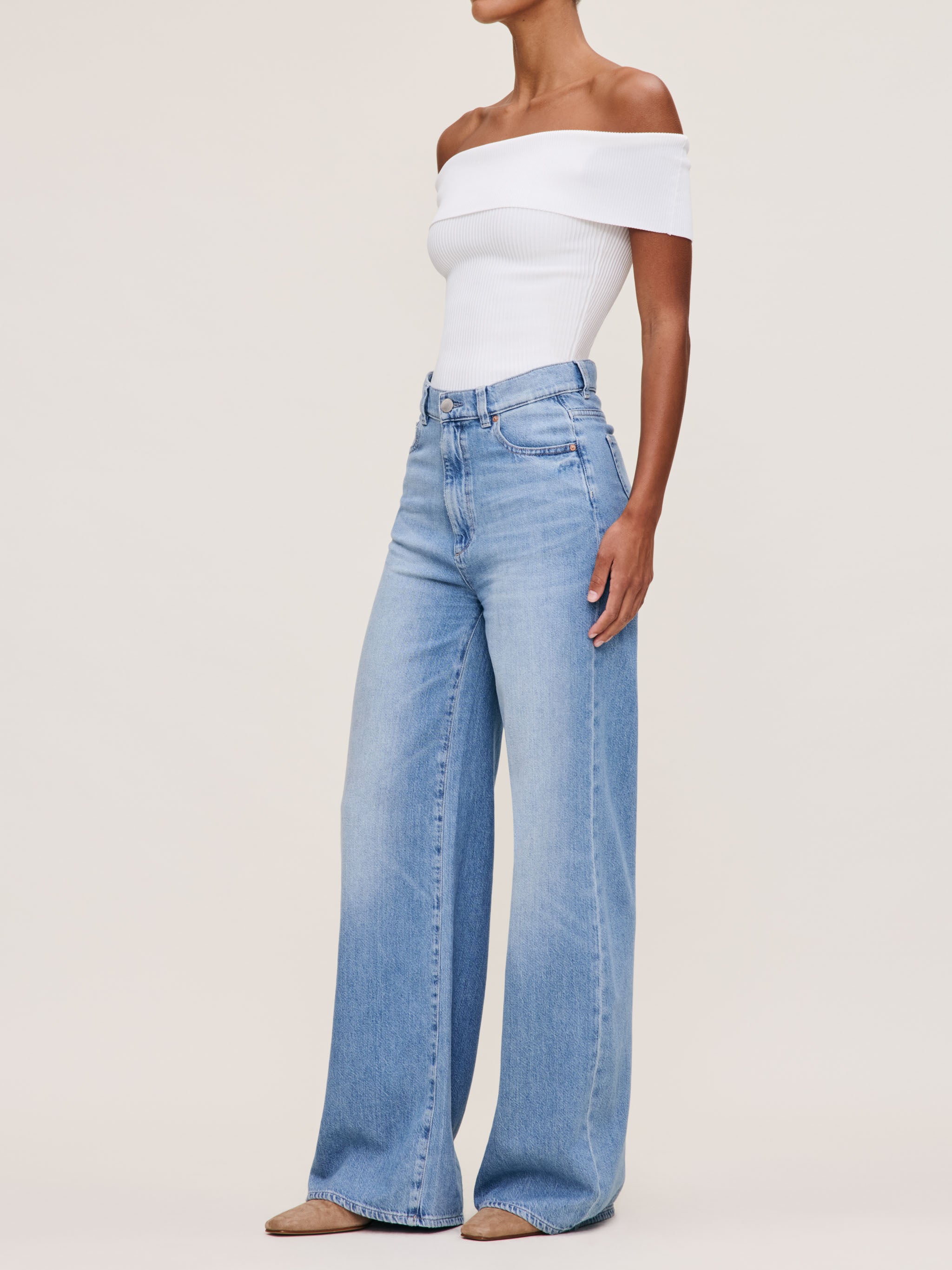 Women's White Off The Shoulder Sculpting Top