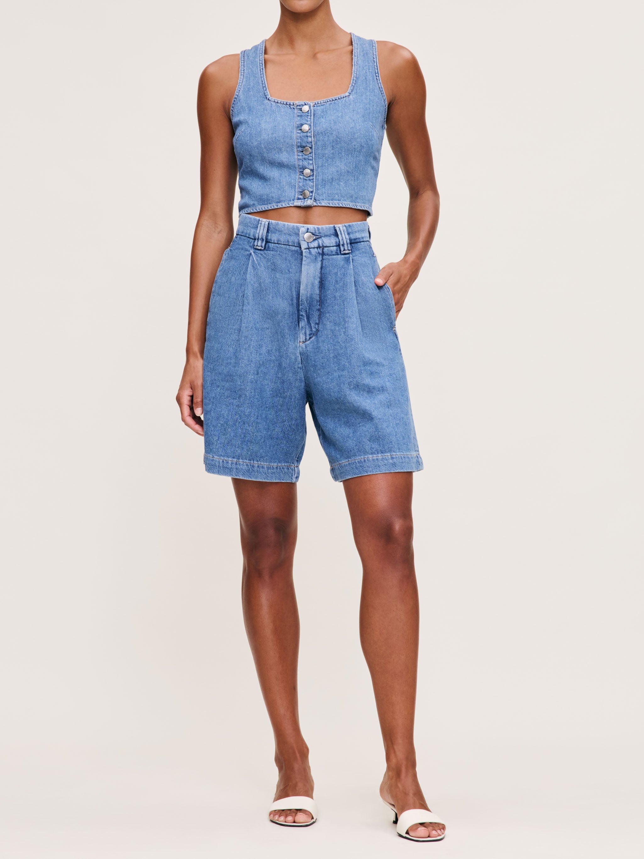 women's wide leg blue jean