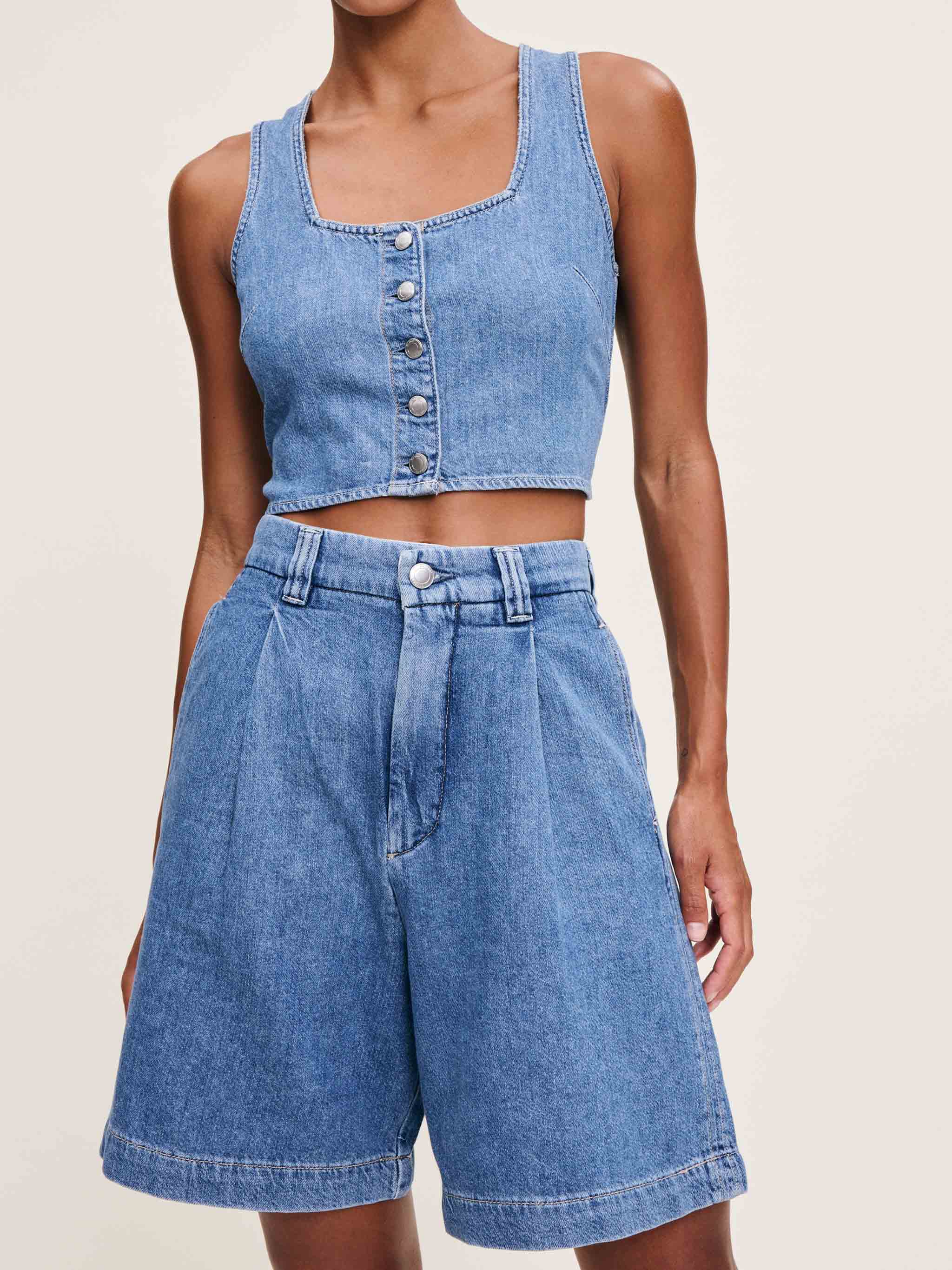 women's wide leg blue jean