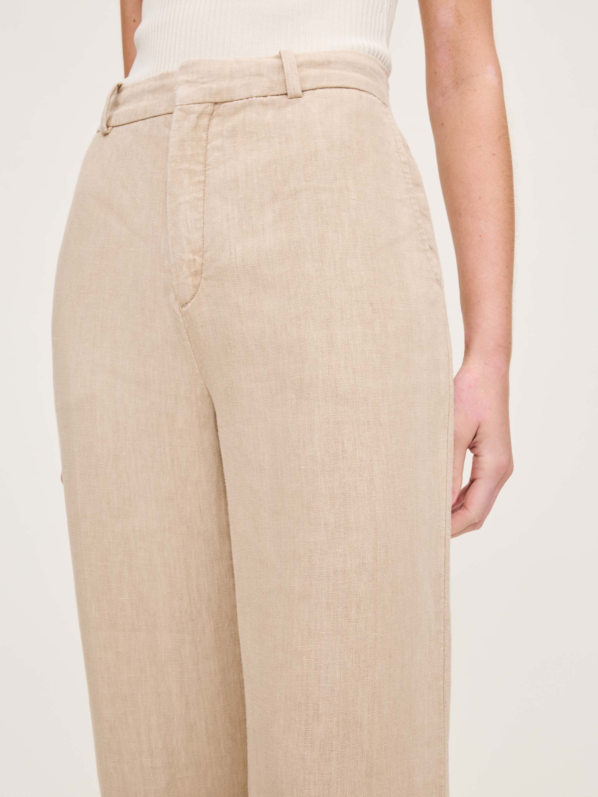 women's straight khaki pants