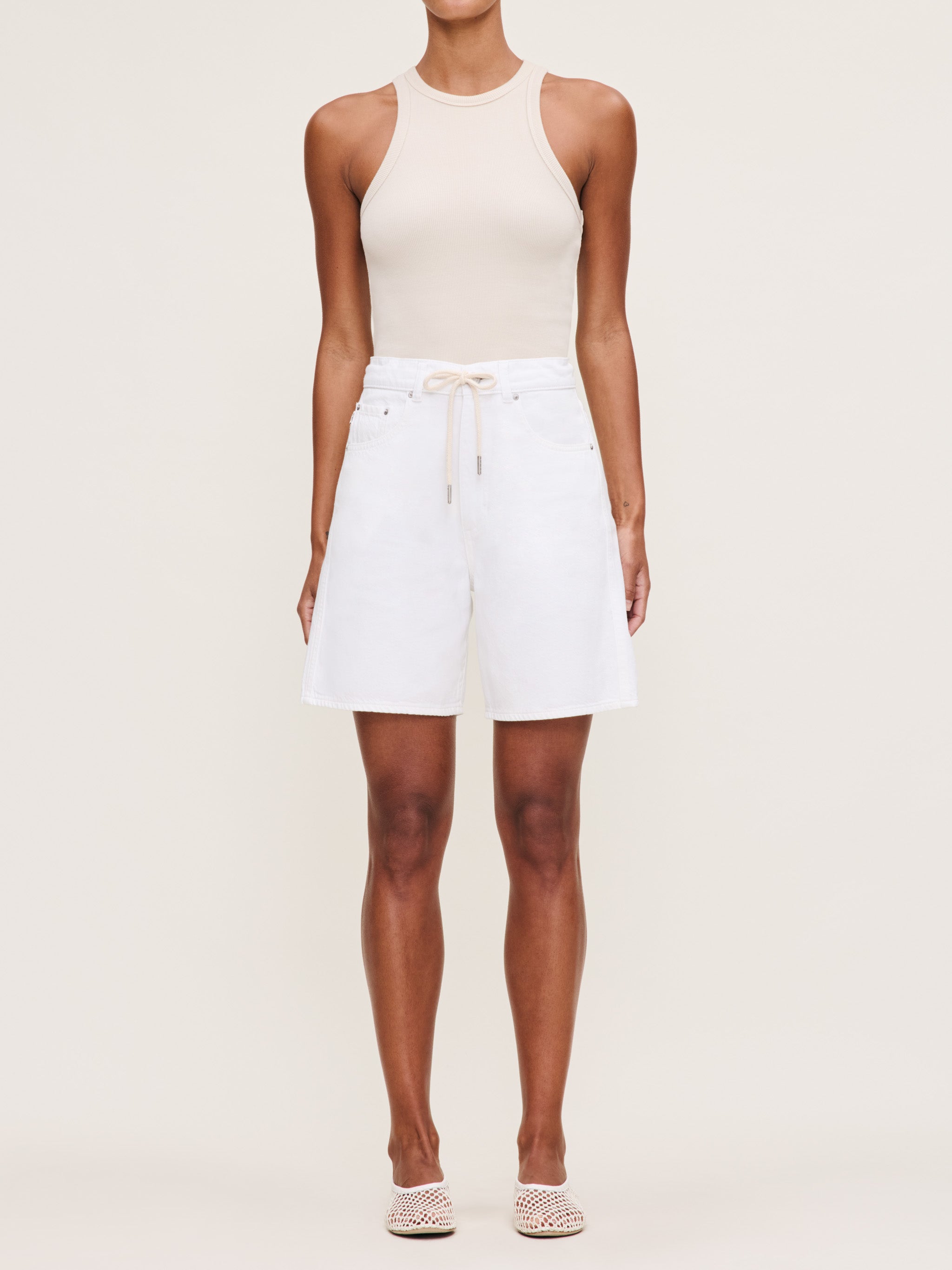 women's short white jean