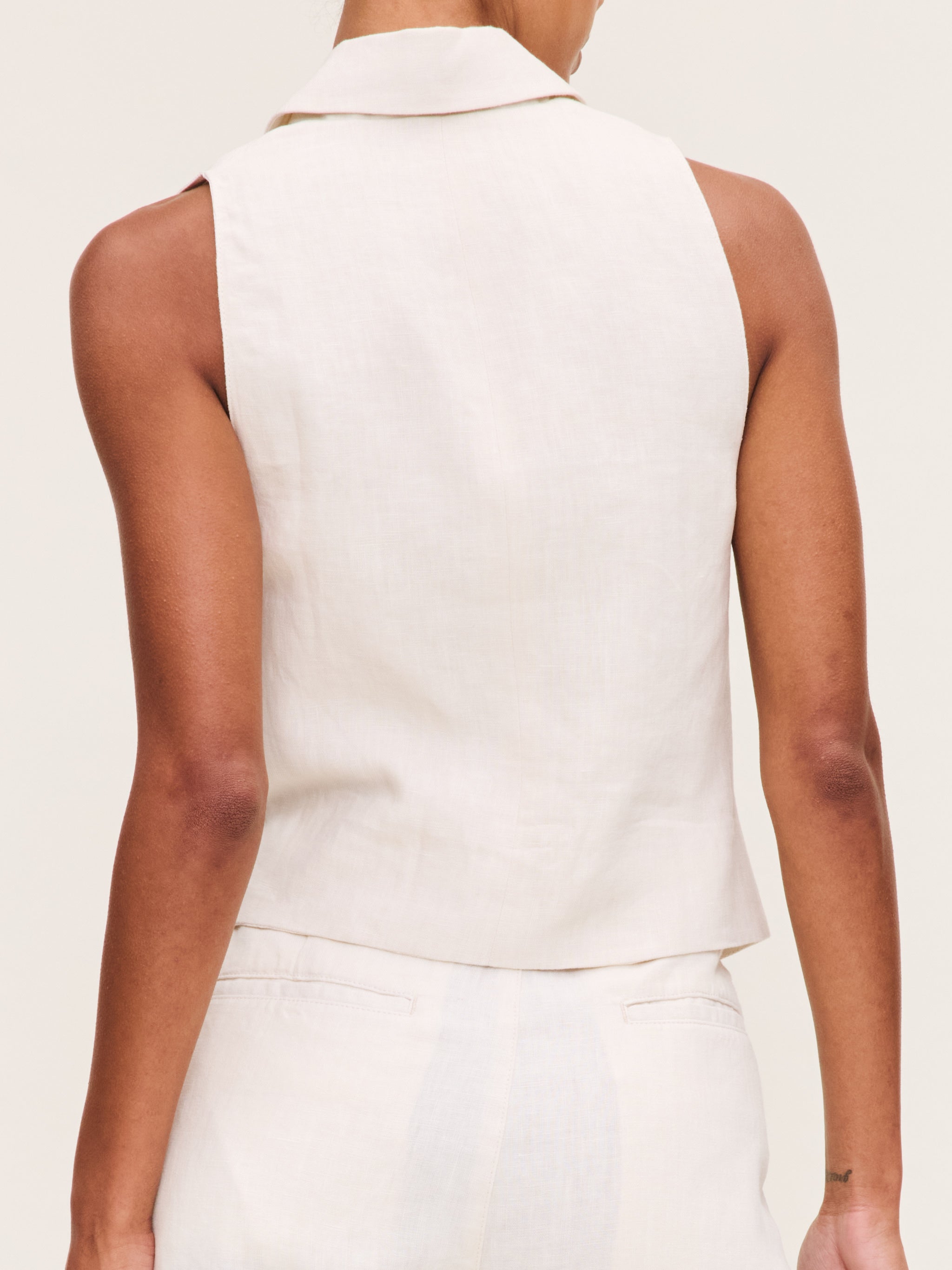 women's top white linen