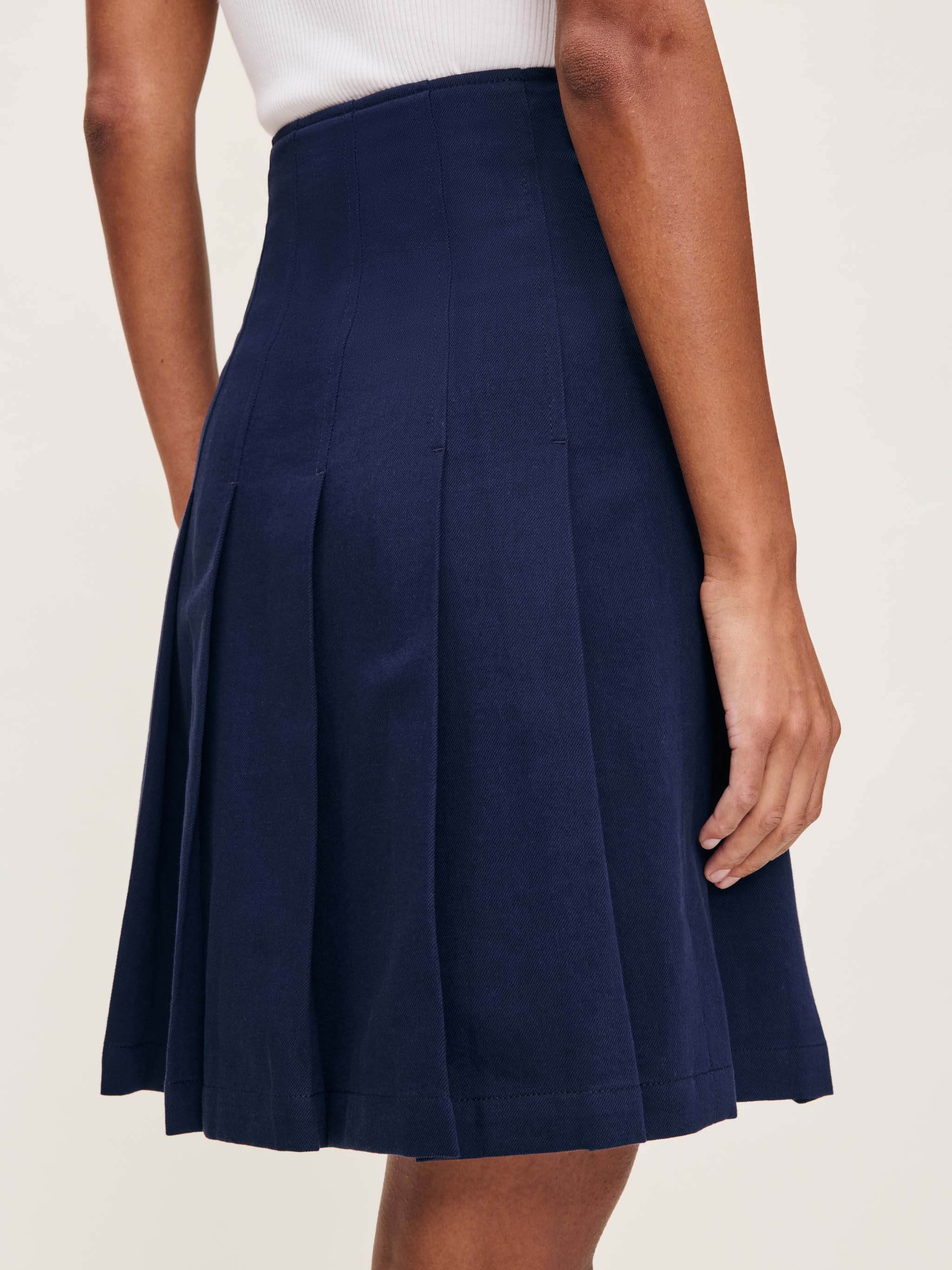 women's blue knee skirt