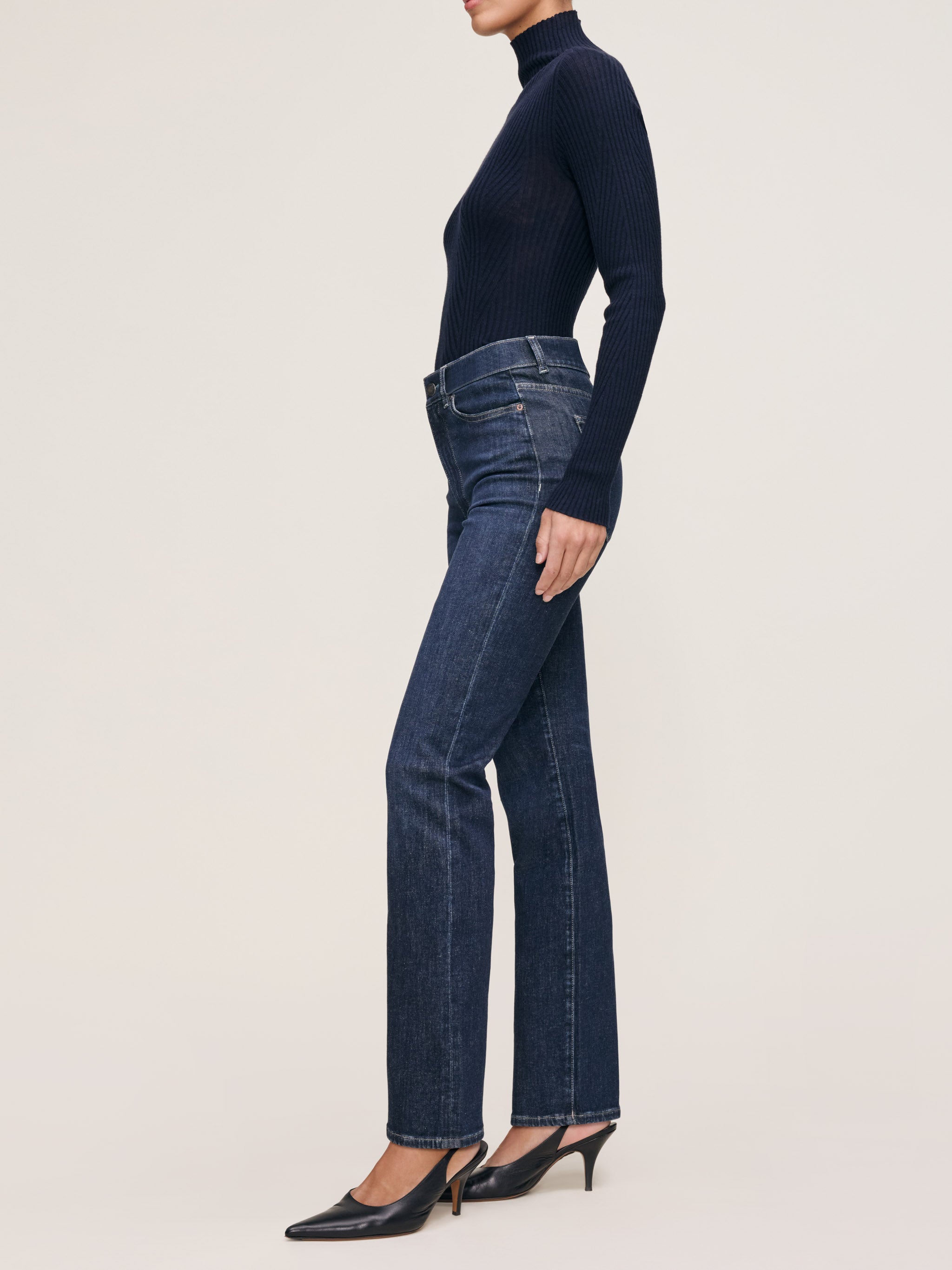 women's straight blue jean