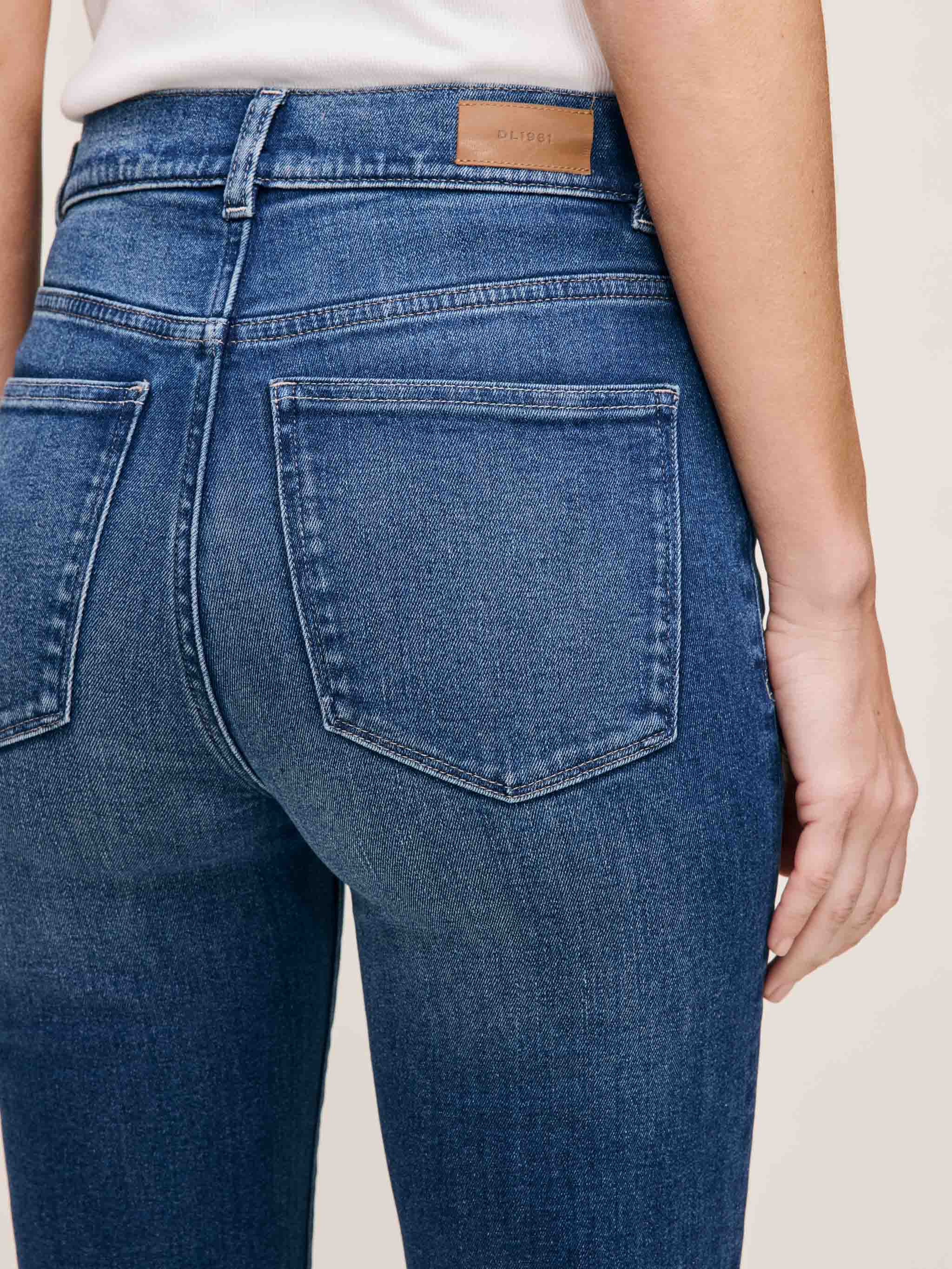 women's straight blue jean