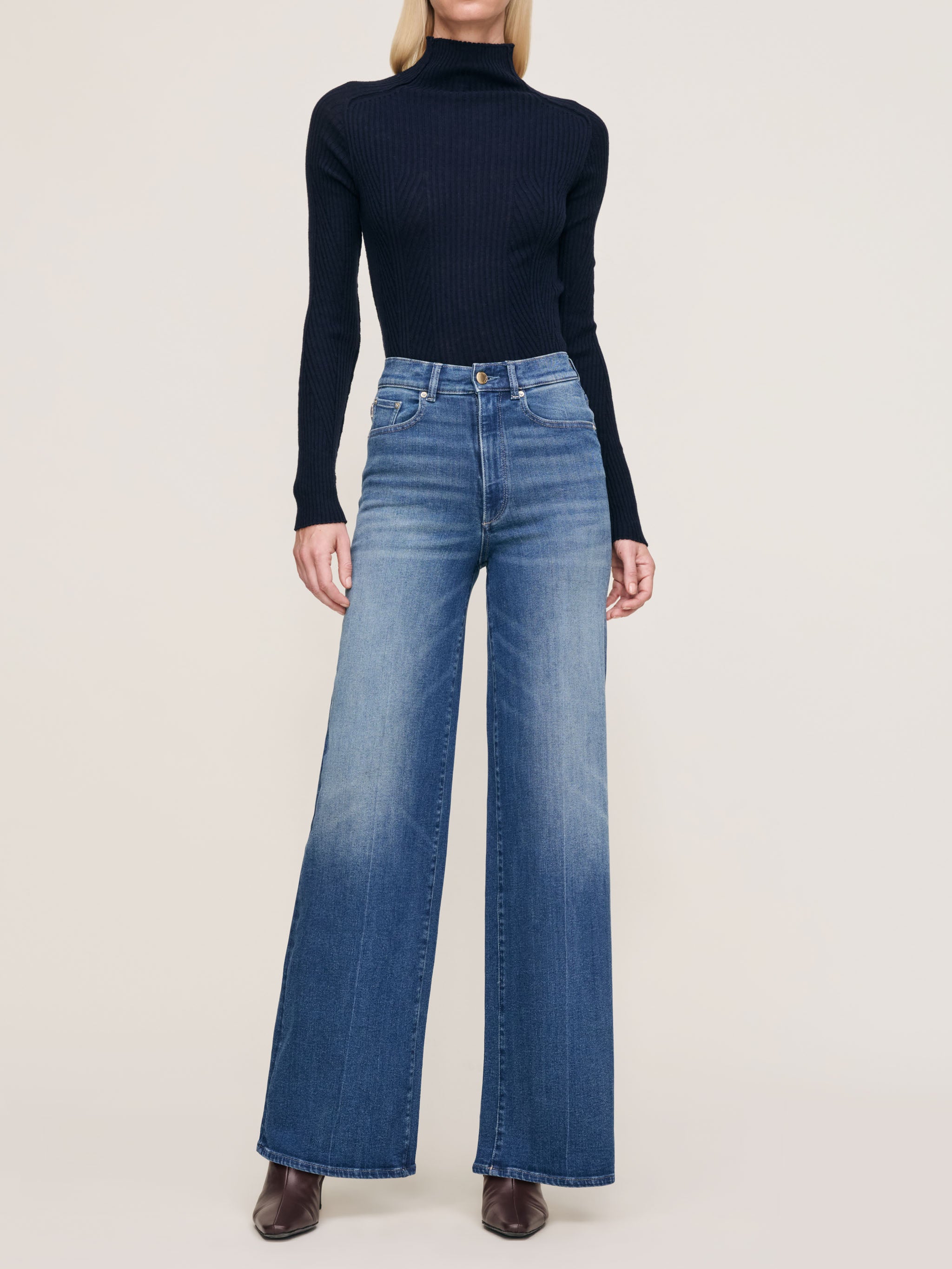 women's wide leg blue jean