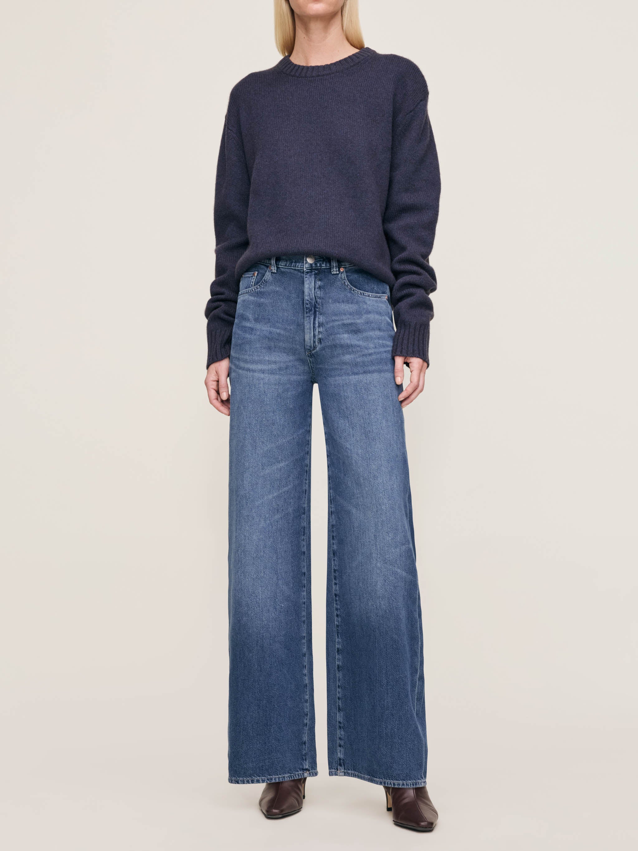 women's wide leg blue jean