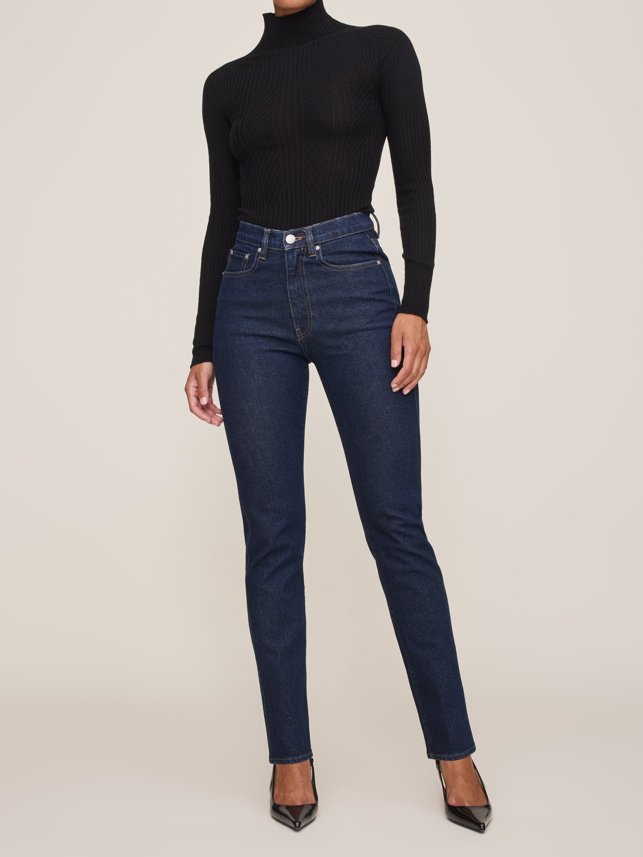 Turtleneck Sweater | Black