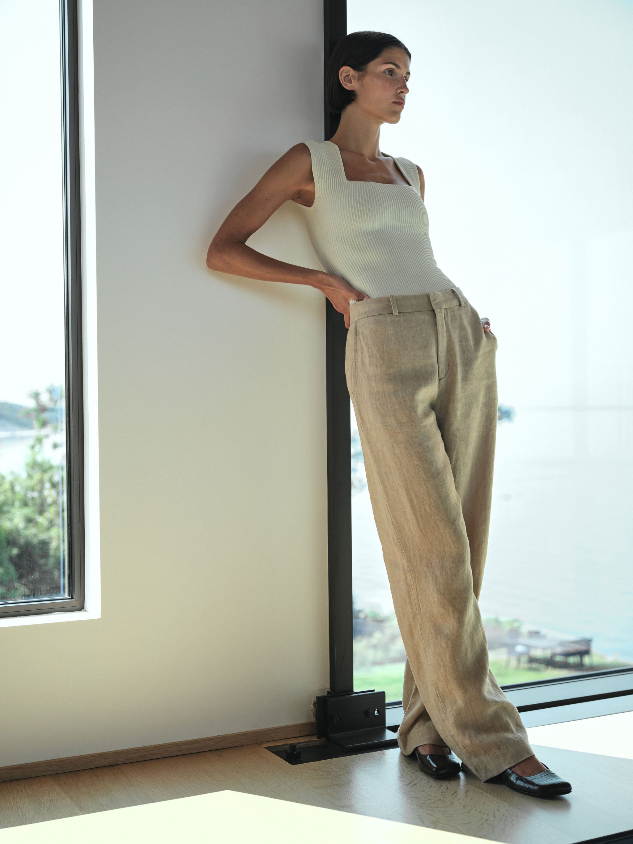 women's straight khaki pants