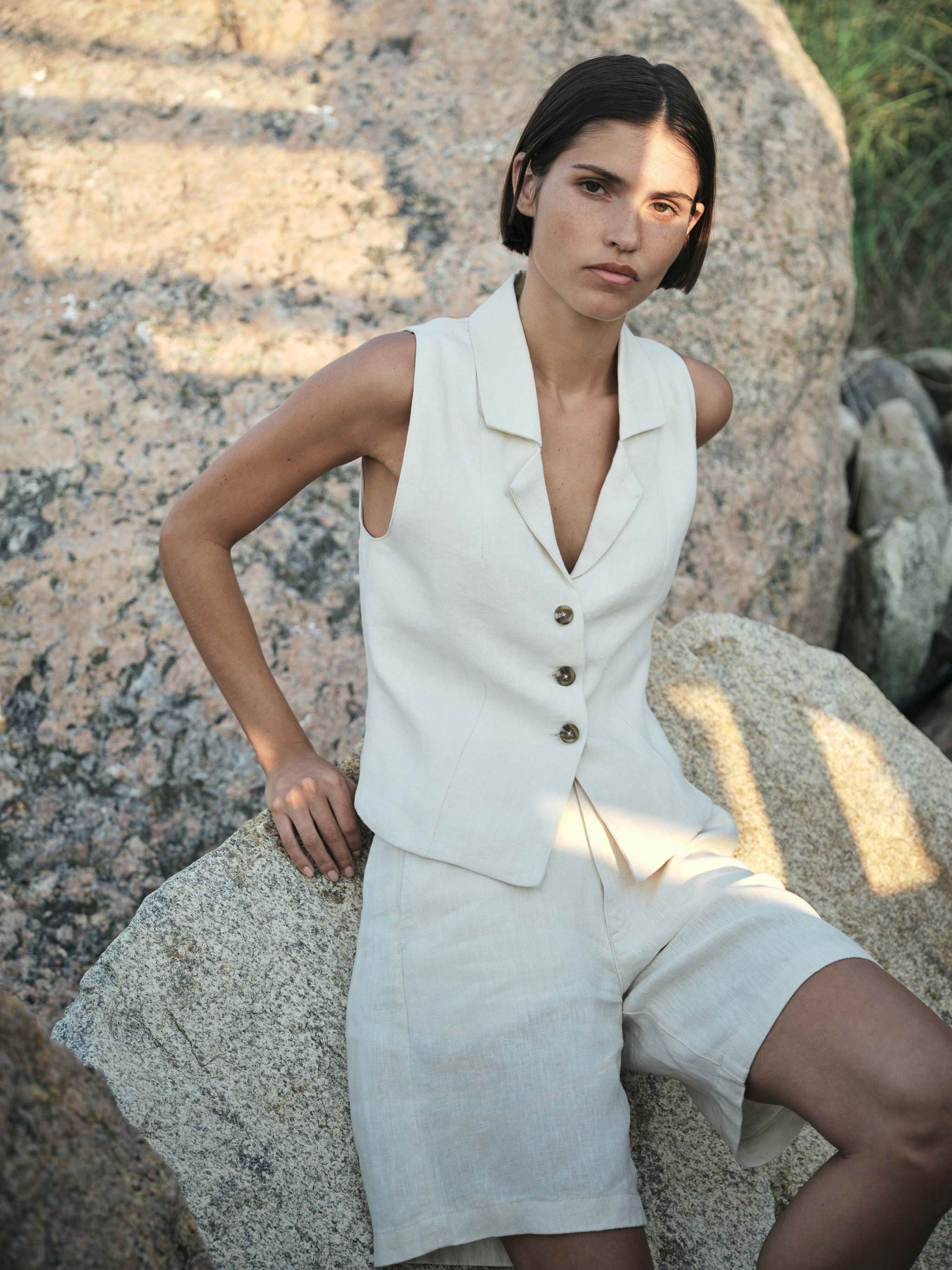 women's top white linen