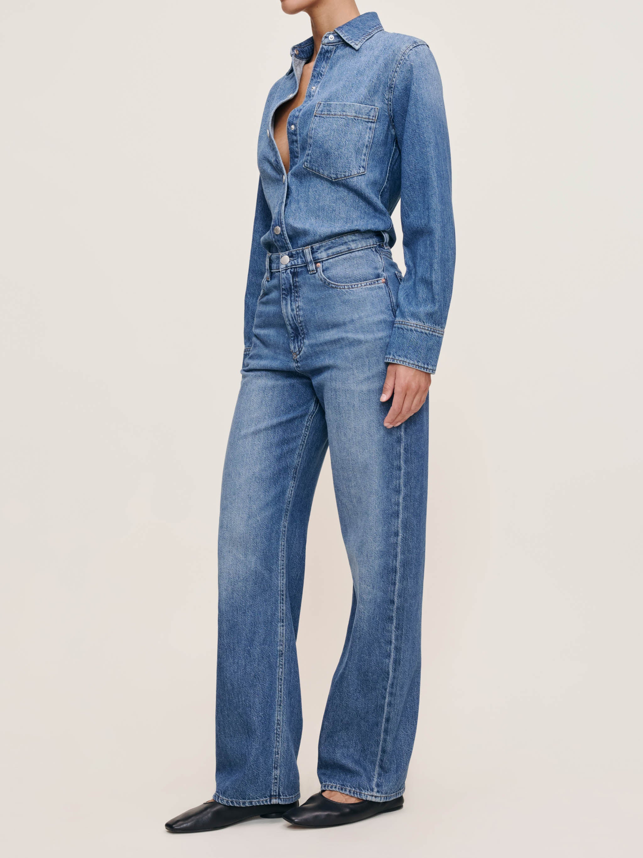 women's wide leg blue jean