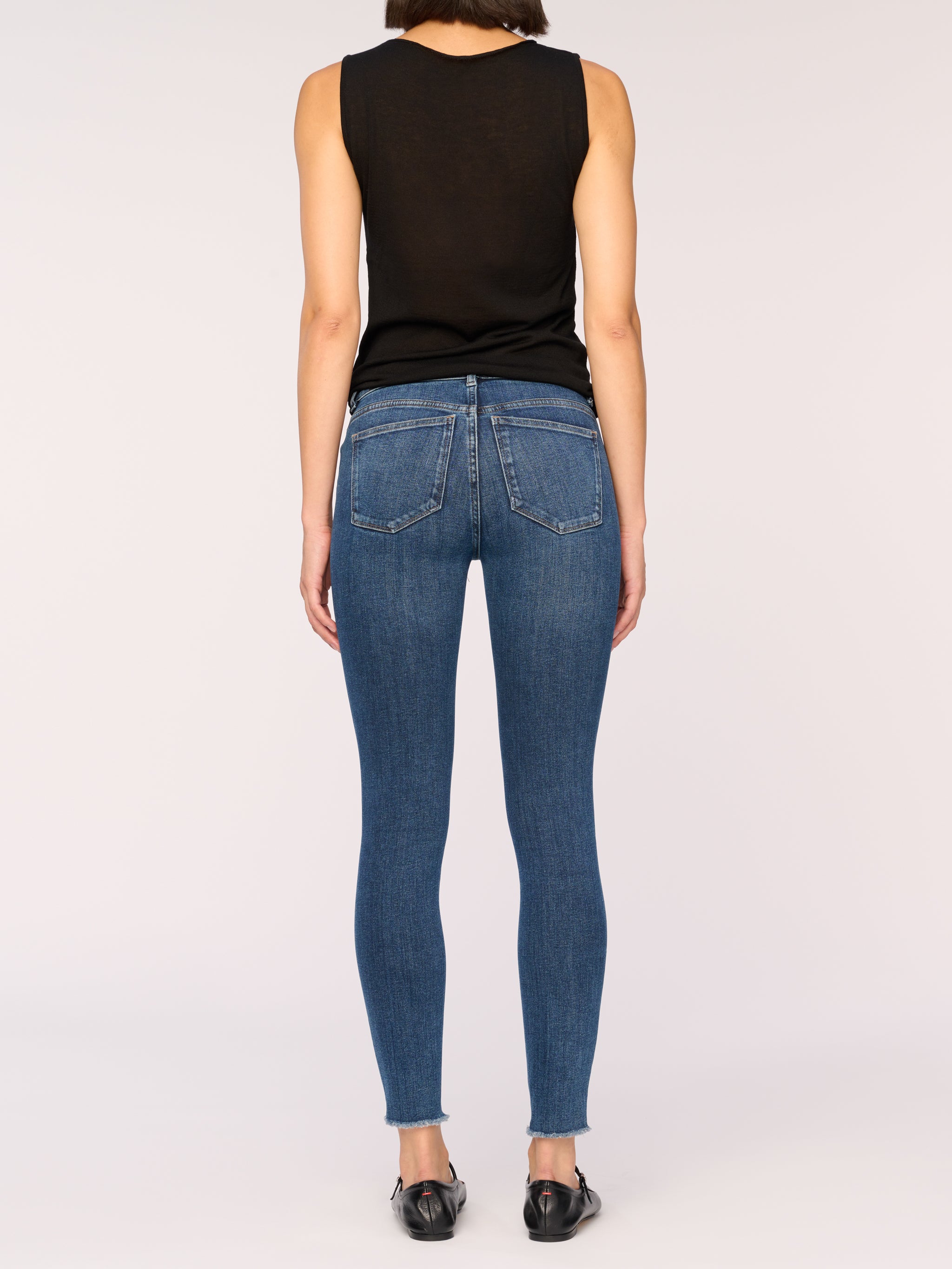 women's black tank