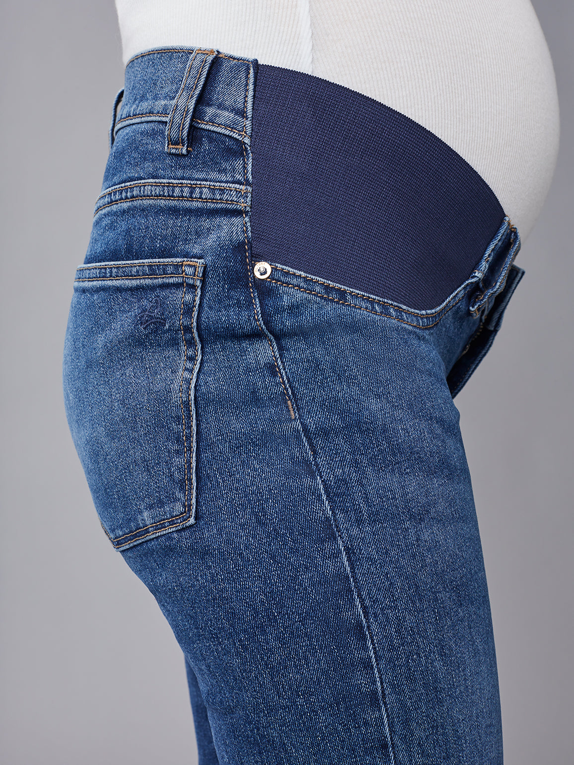women's straight blue jean