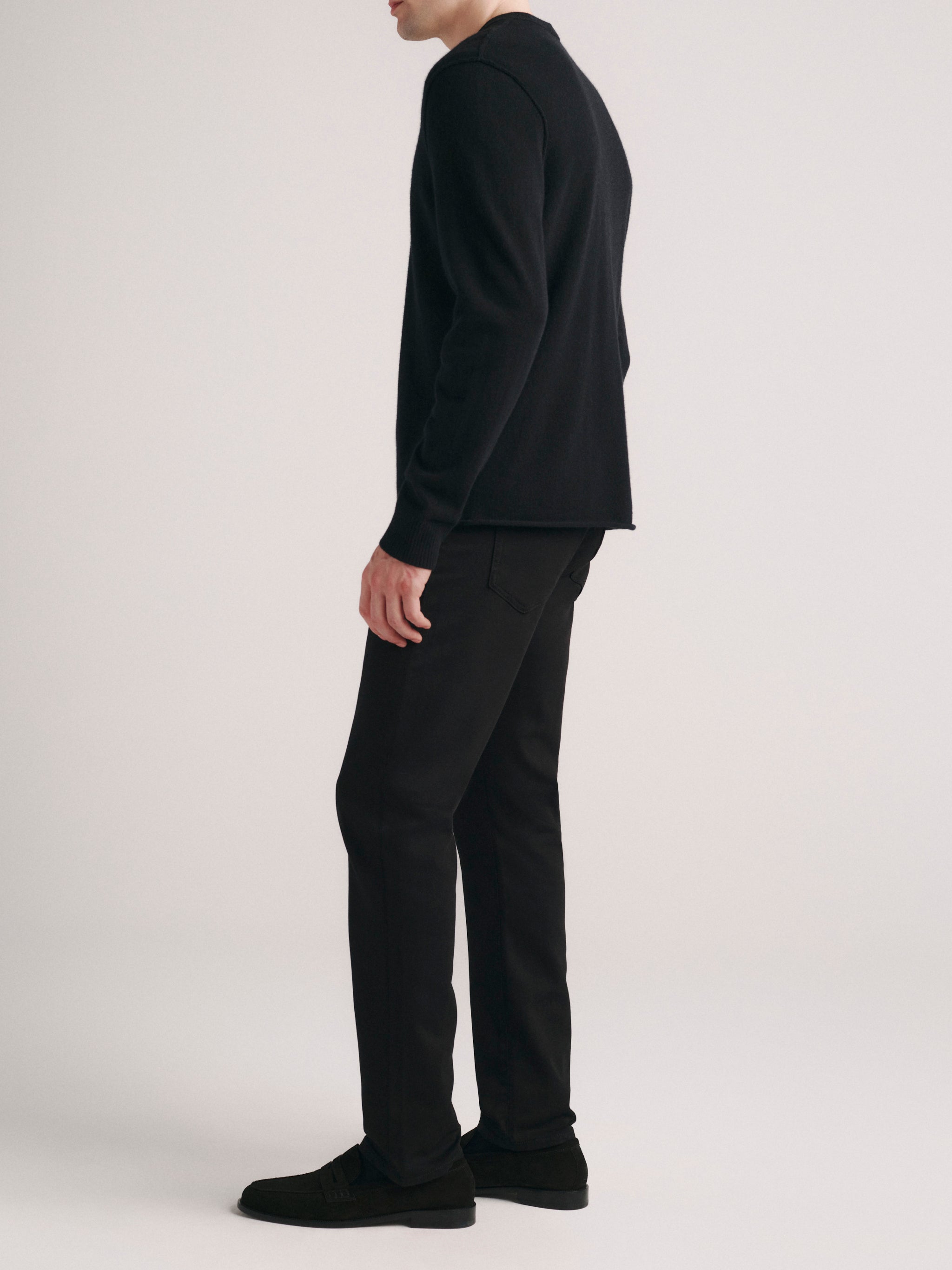 Russell Slim Straight Jeans | Cavern (Black)