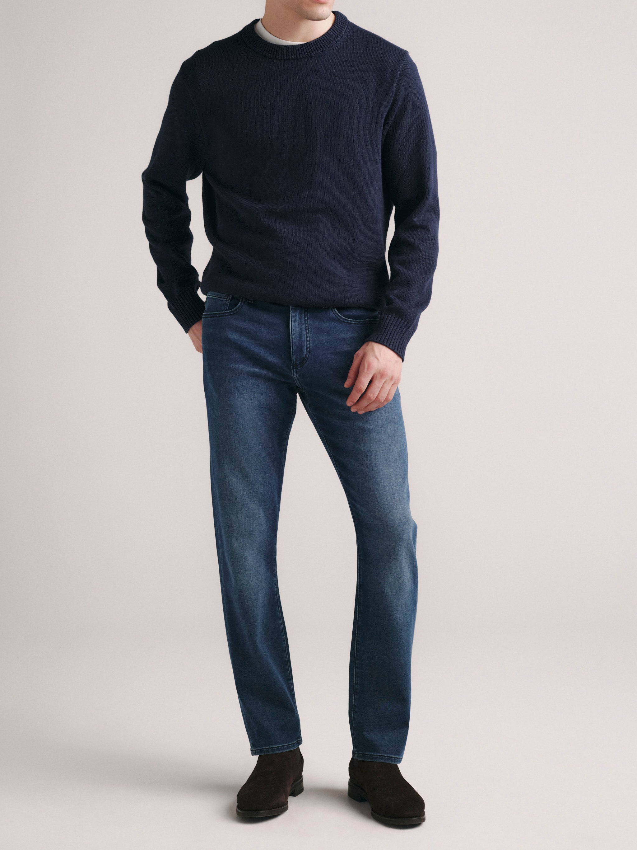 Russell Slim Straight Jeans | Chesapeake (Dark Indigo)