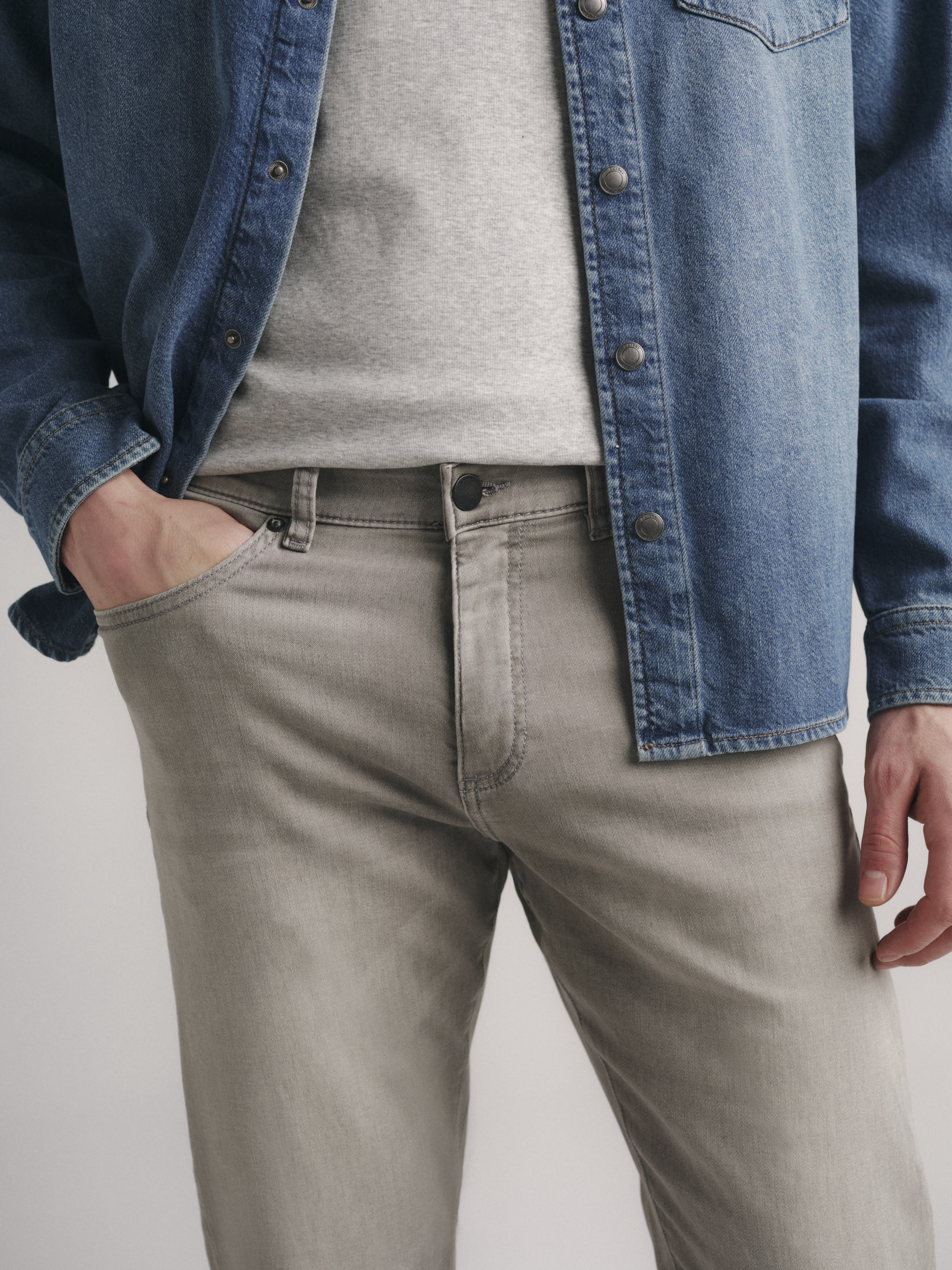 Russell Slim Straight Jeans | Washed Grey Knit