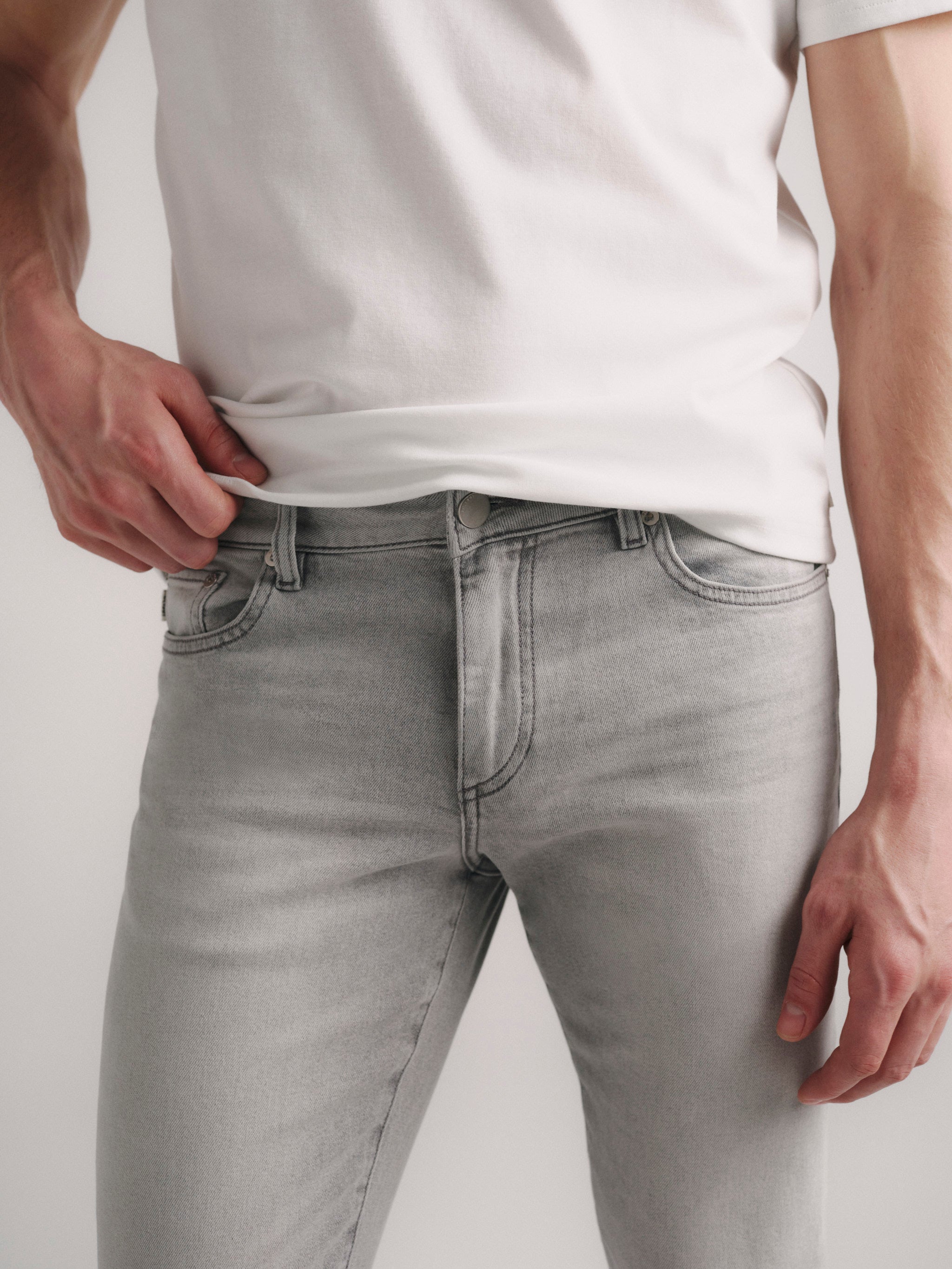 Nick Slim Jeans | Lt. Smoke