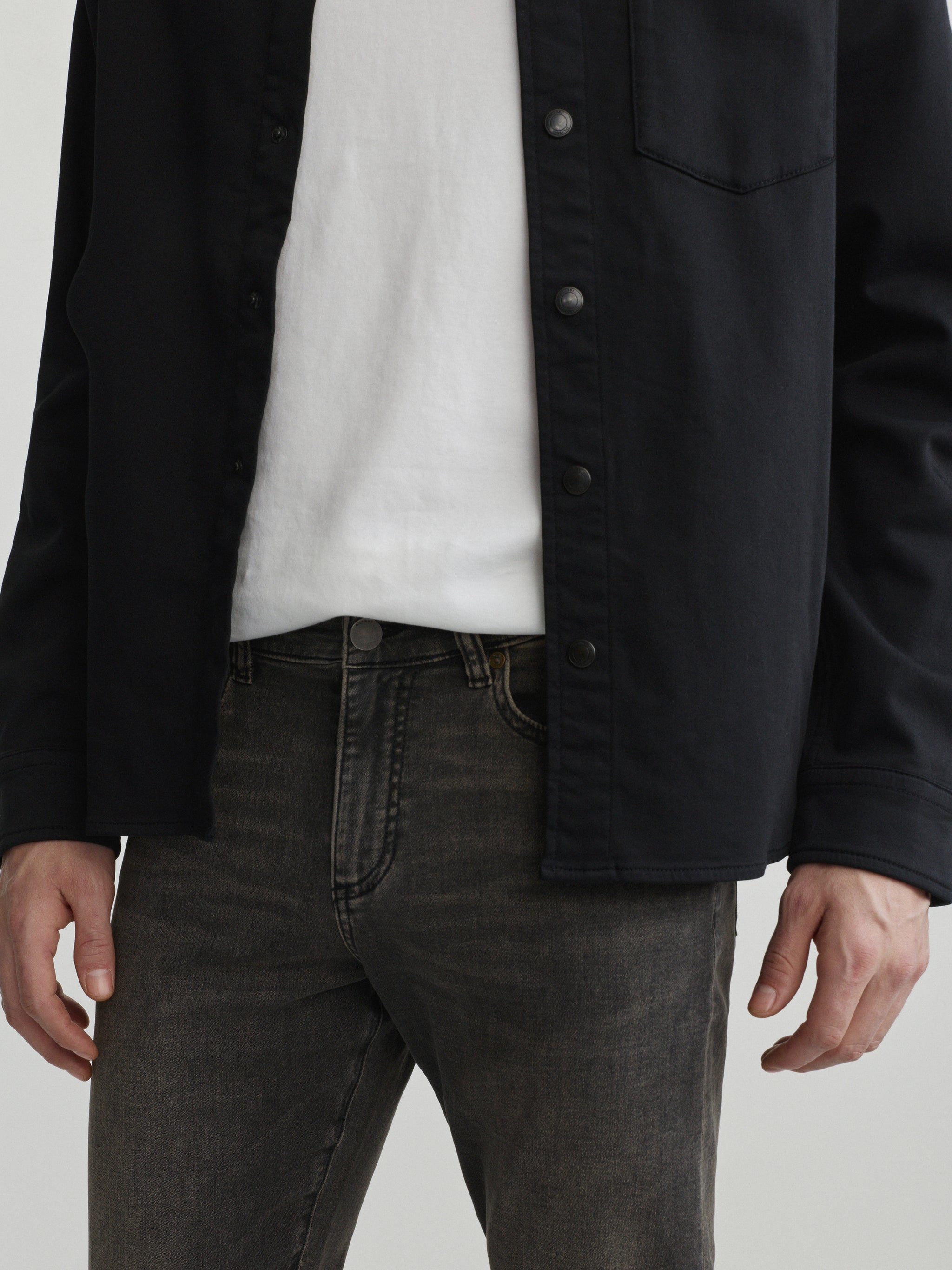 Russell Slim Straight Jeans | Rock