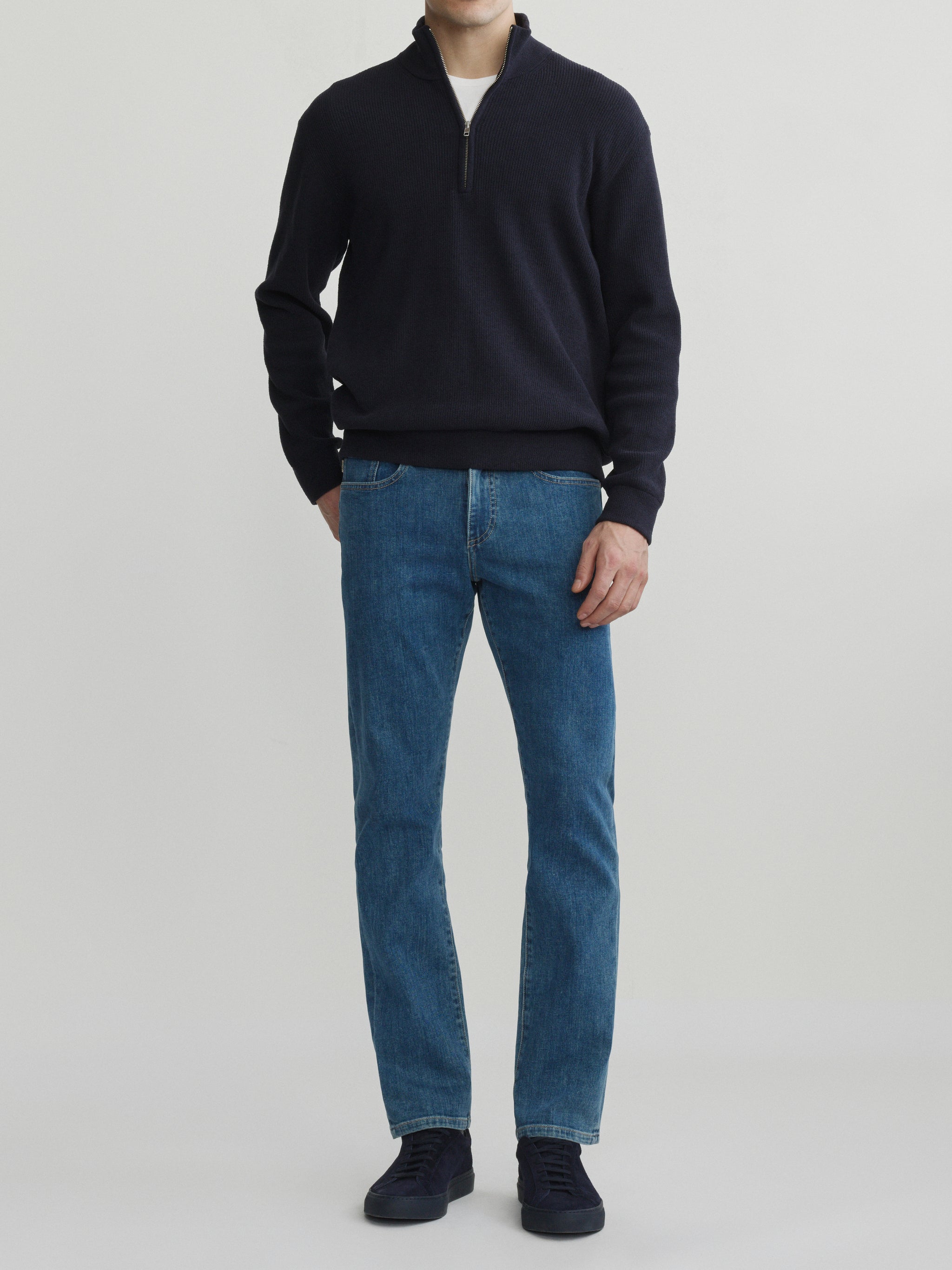 Russell Slim Straight Jeans | Highland Park