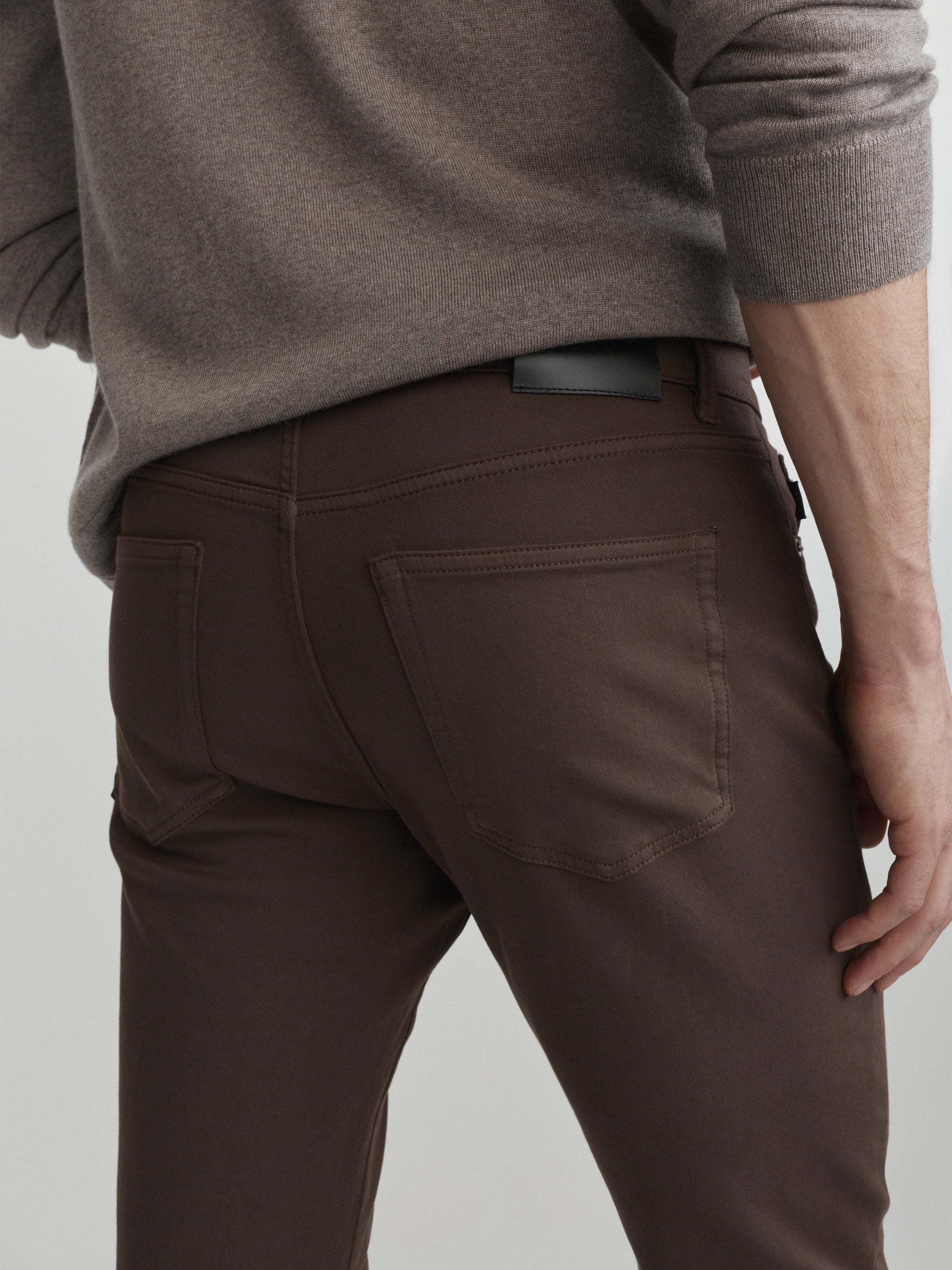 Russell Slim Straight Jeans | Woodland