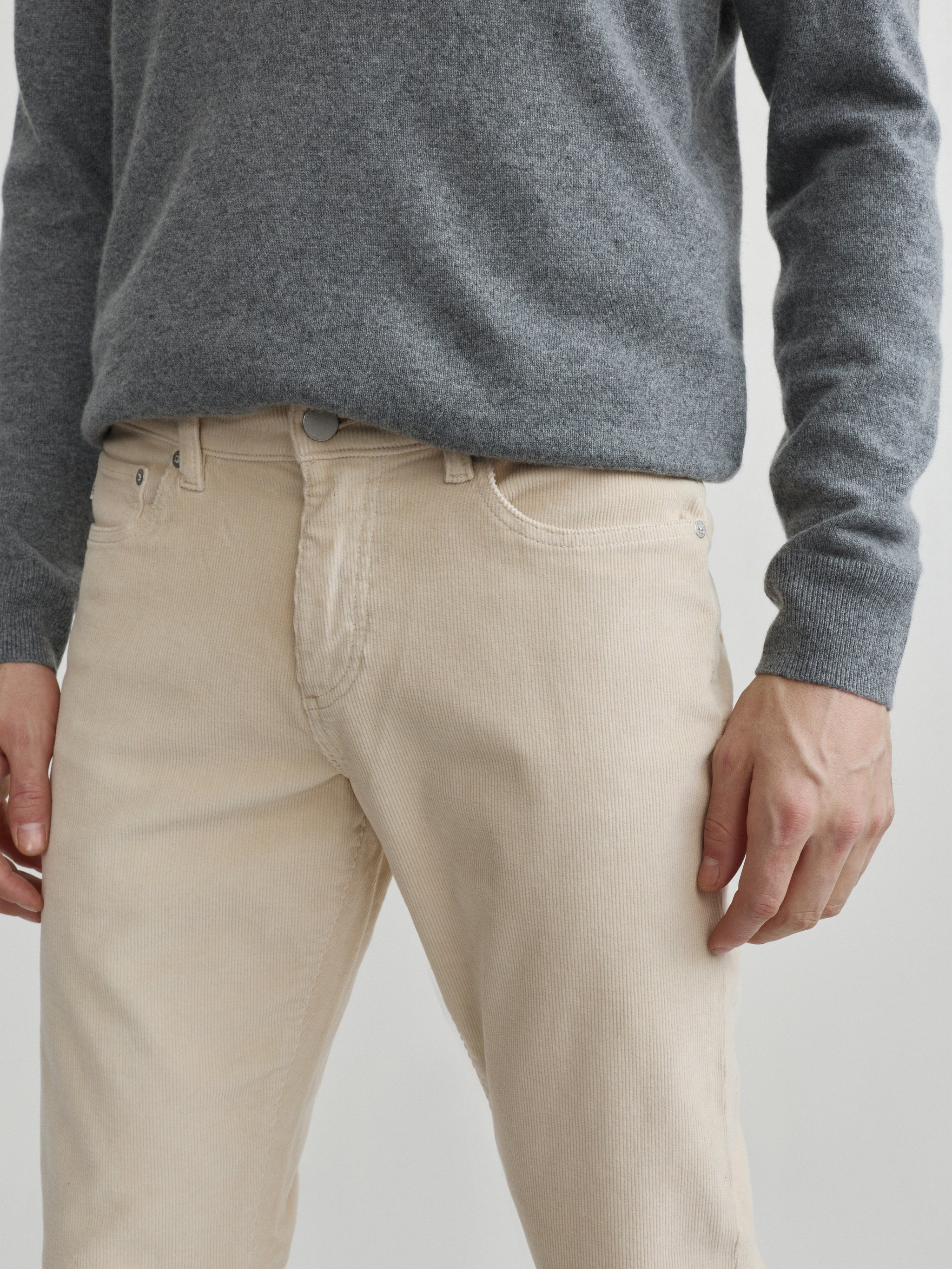 Russell Slim Straight Corduroy Pants | Frostline