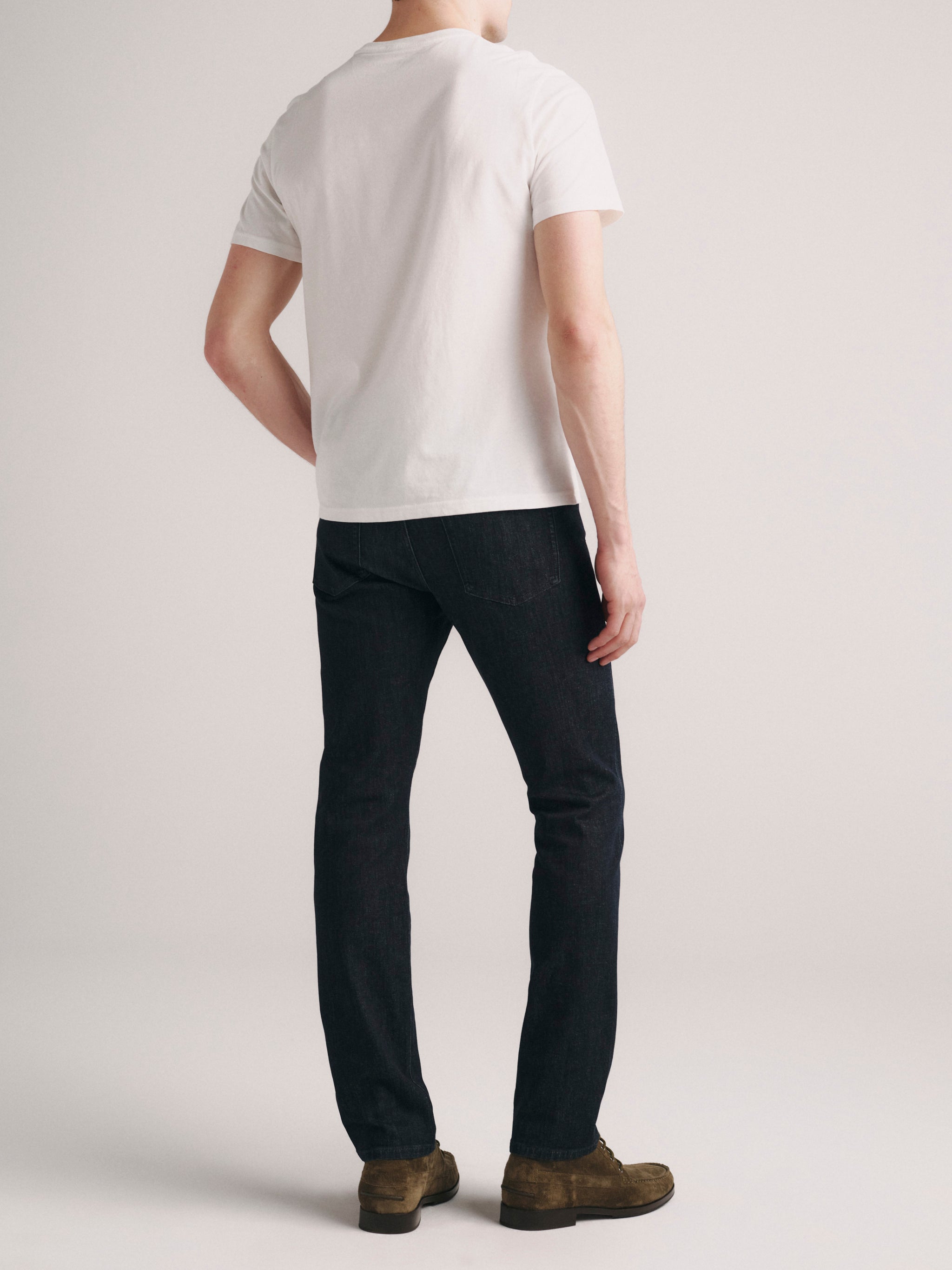 Russell Slim Straight Jeans | Crescent Harbor