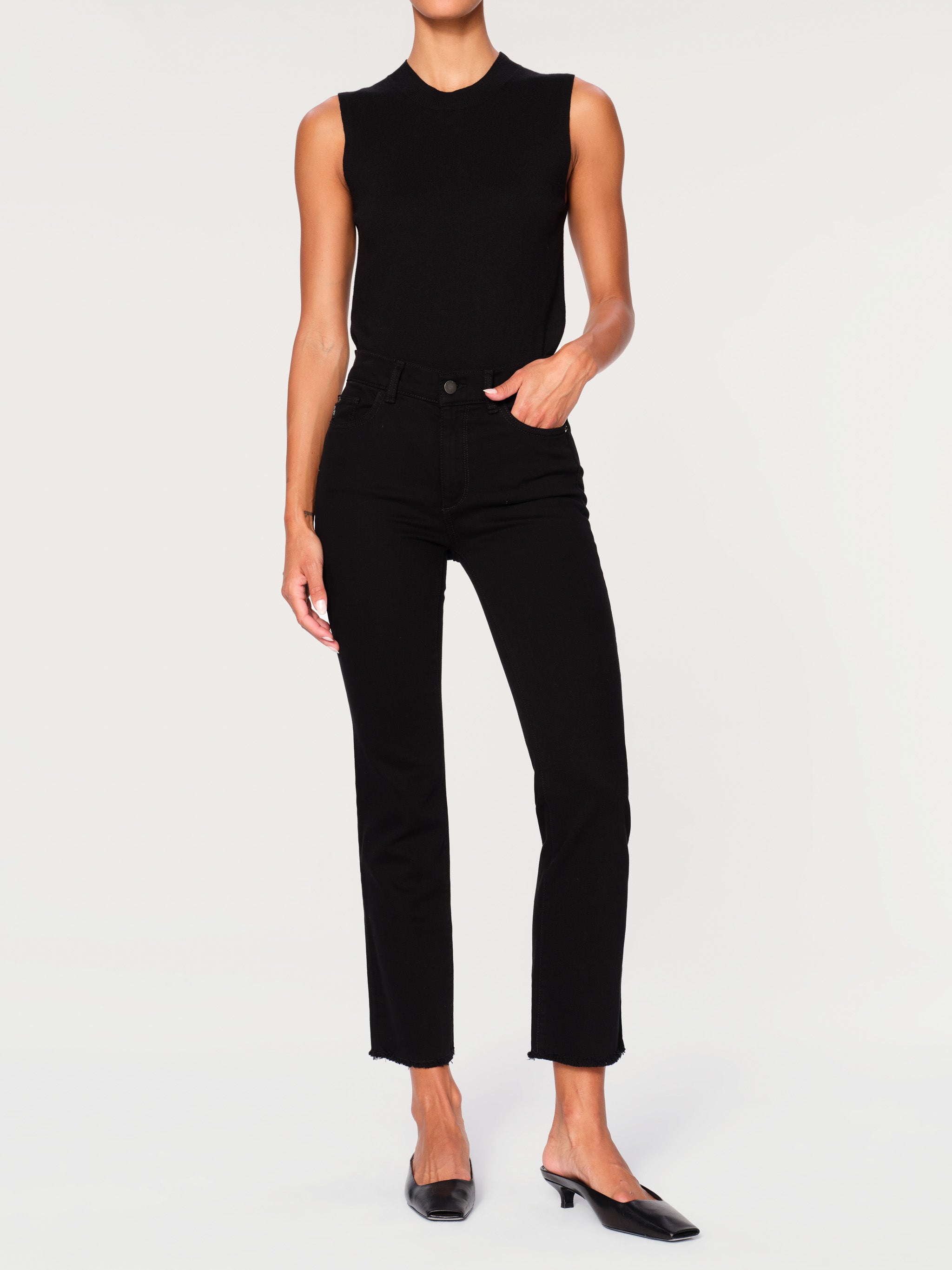 Mara Straight Mid Rise Instasculpt Ankle Jeans | Black Peached Raw