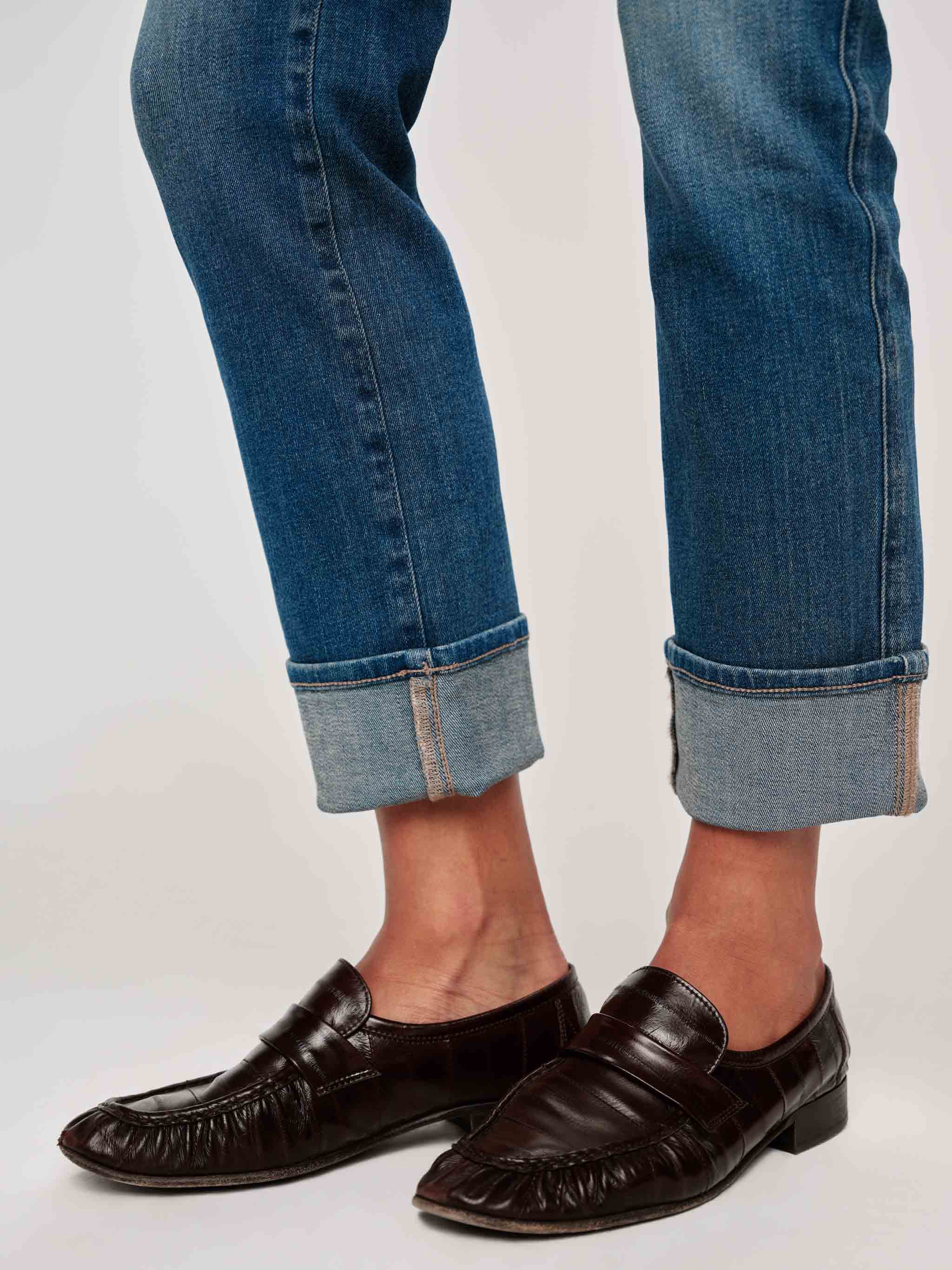 Mara Straight Mid Rise Instasculpt Ankle Jeans | Hulton Cuffed