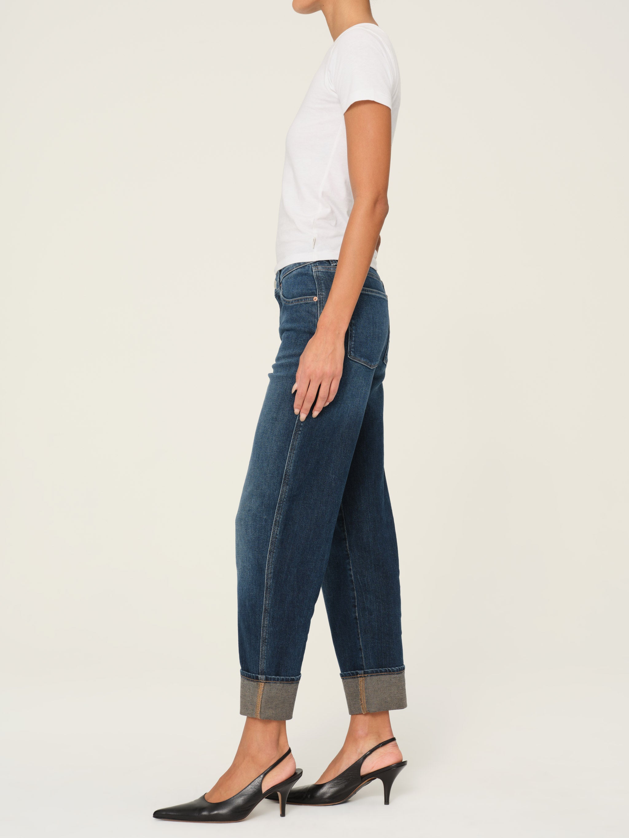 Thea Boyfriend Relaxed Tapered Jeans | Bluffview Cuffed